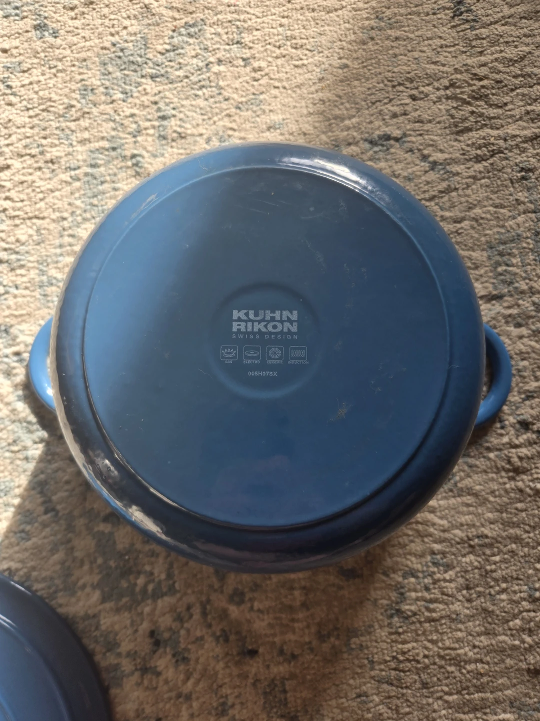 Cast Iron Dutch Oven - photo 5
