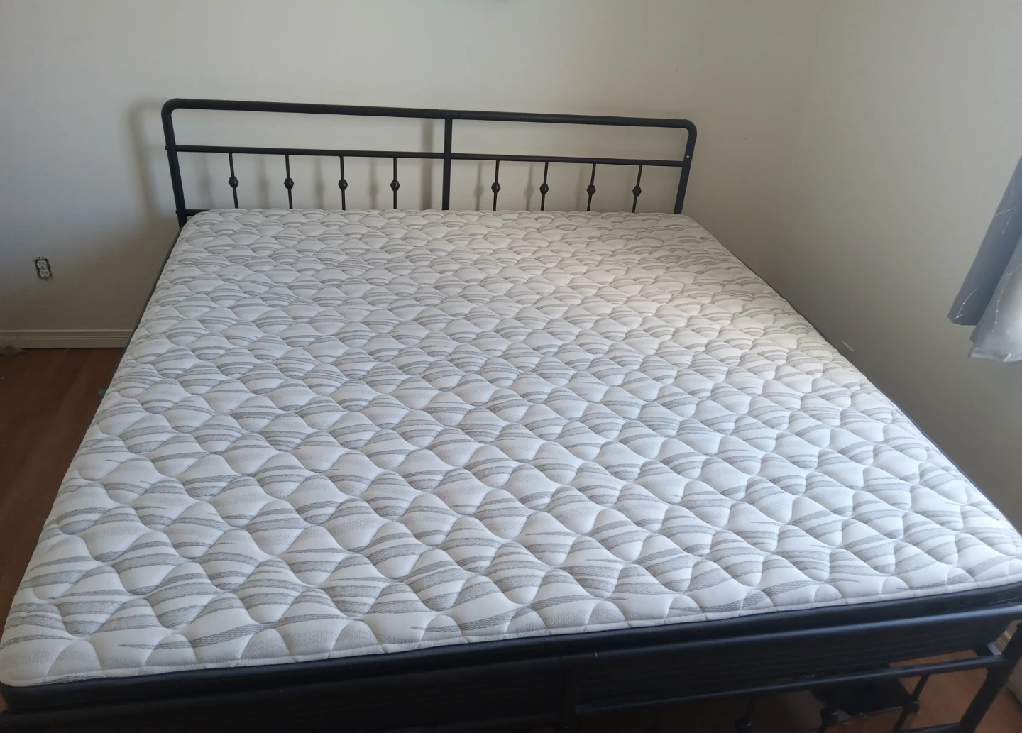 King size mattress and frame - photo 5