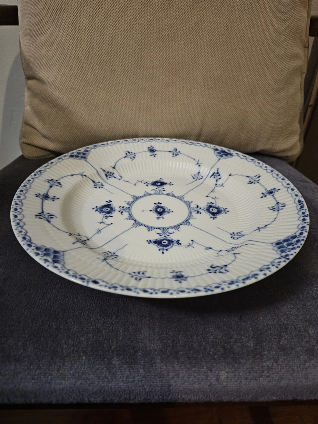 Vintage Royal Copenhagen Blue Fluted Half Lace Dinner Plate #571 - photo 2