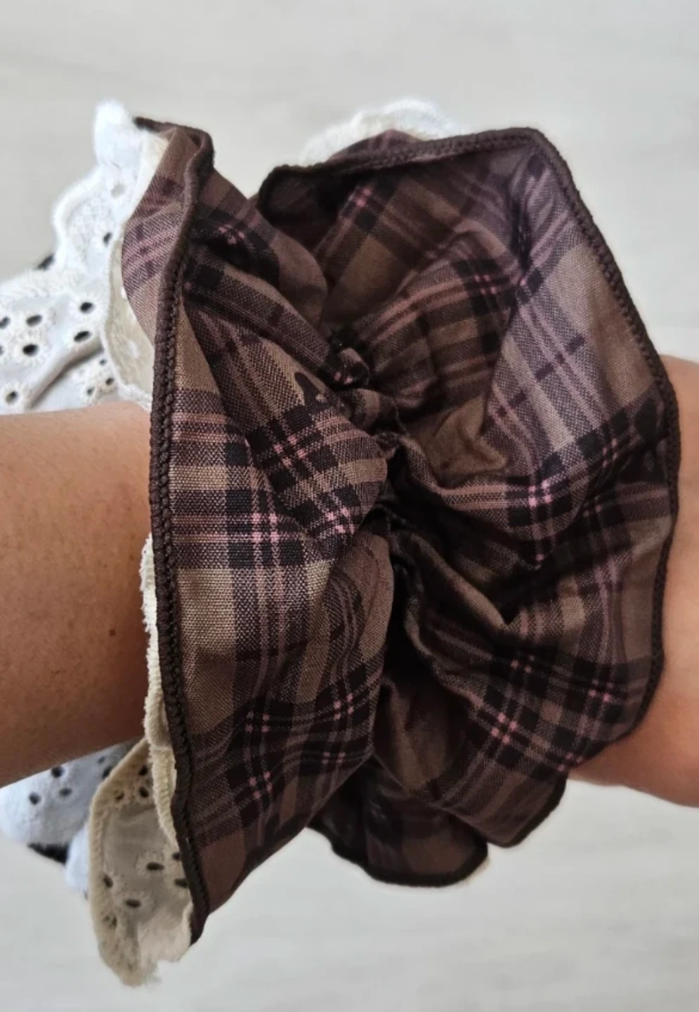 Brown Plaid and White Eyelet Lace Scrunchie