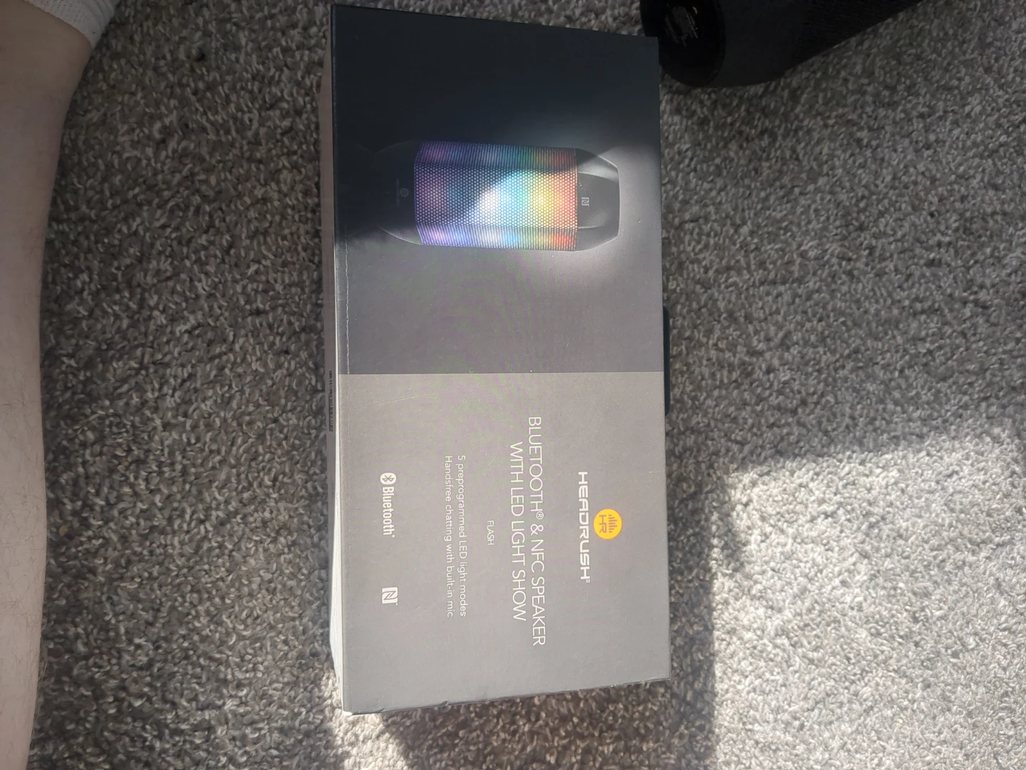 Bluetooth and NFC Speaker with LED Lights