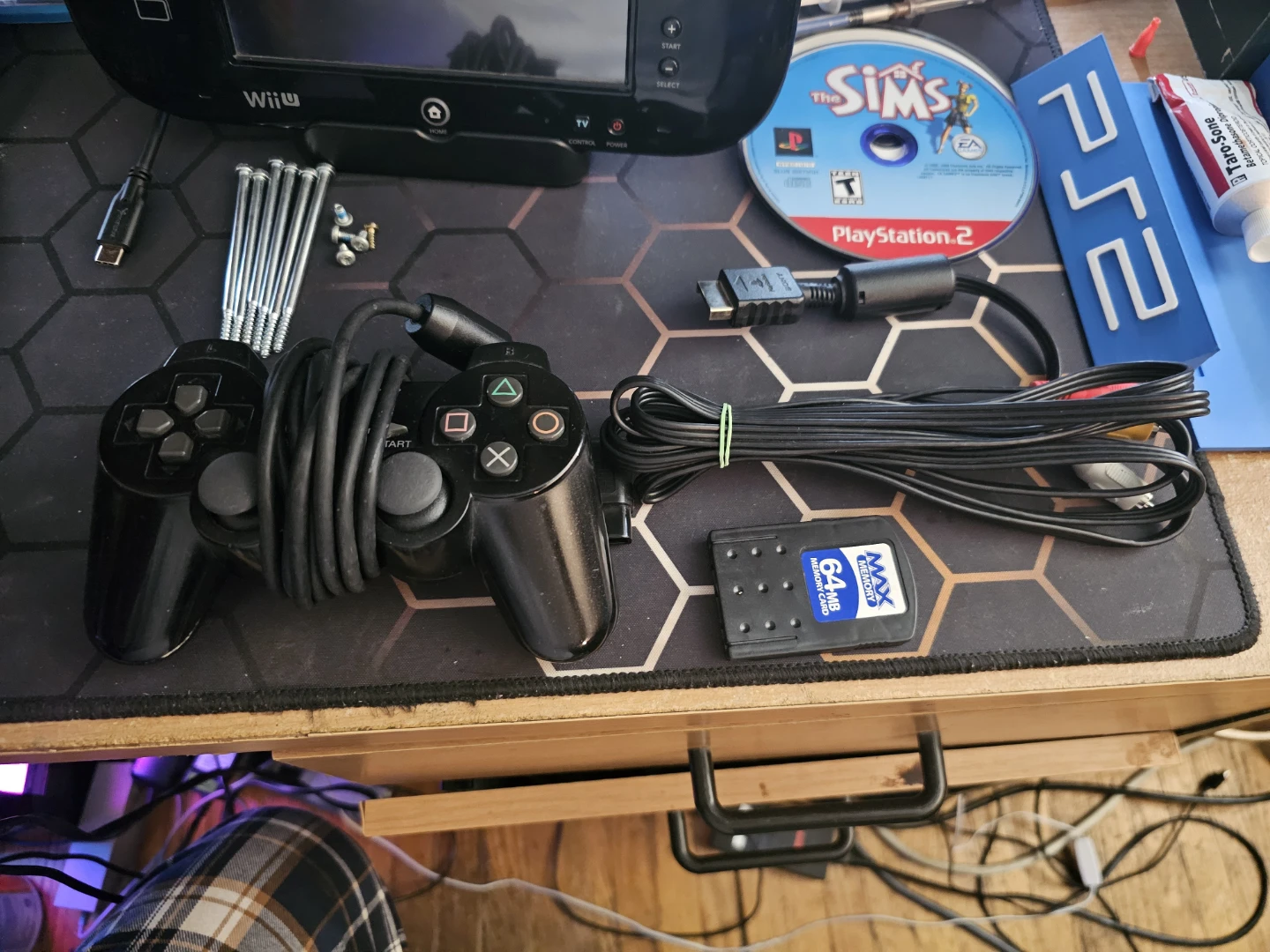 Ps2 fat with 1tb hard drive and controller - photo 2