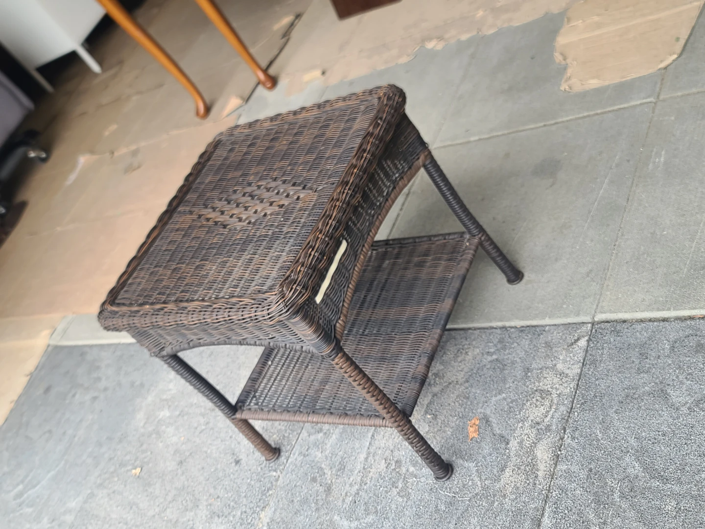 Dark Brown Wicker Side Table - photo 5