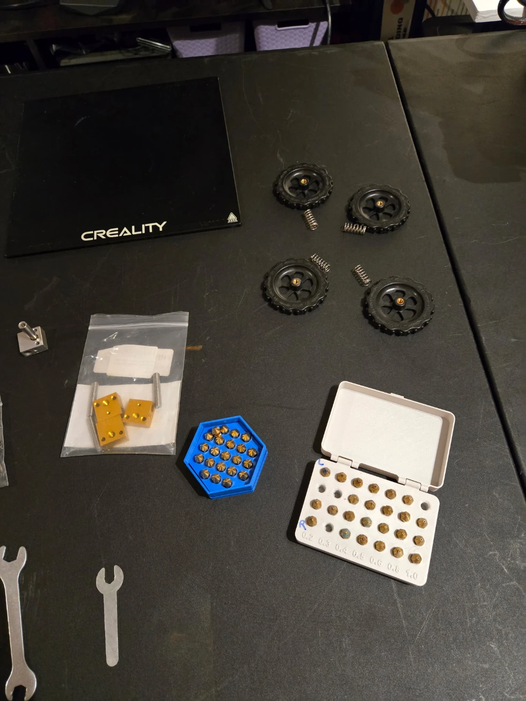Creality Ender 3D Printer with Spare Parts - photo 2