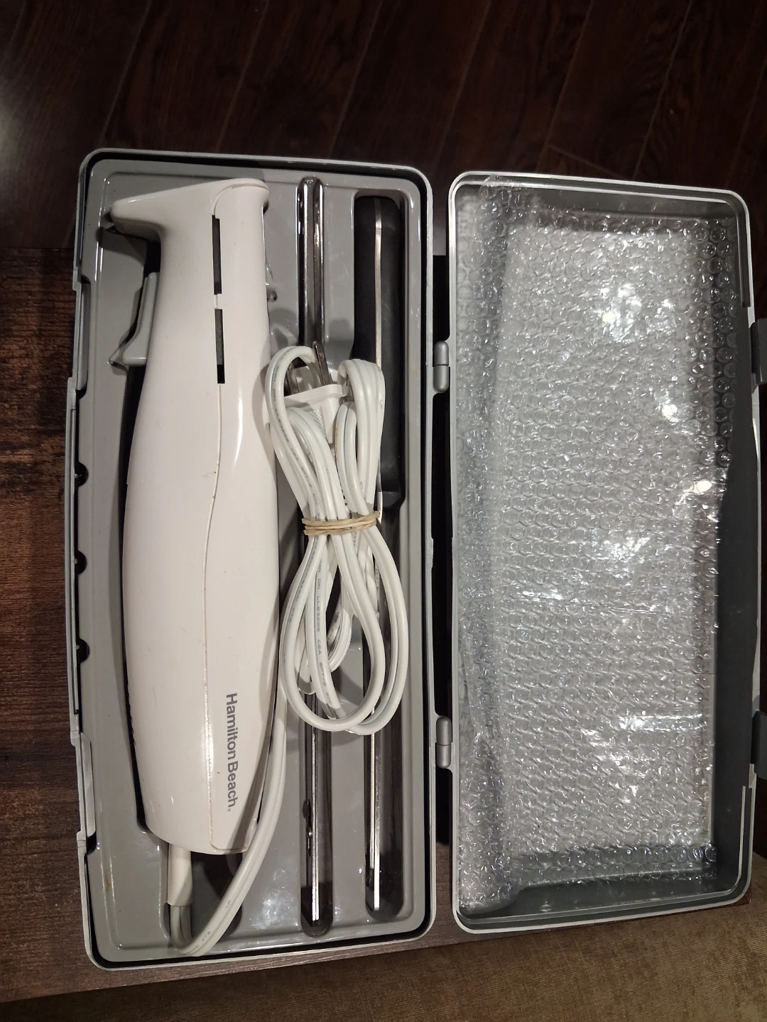 Hamilton Beach Electric Knife with Case and Fork - photo 2