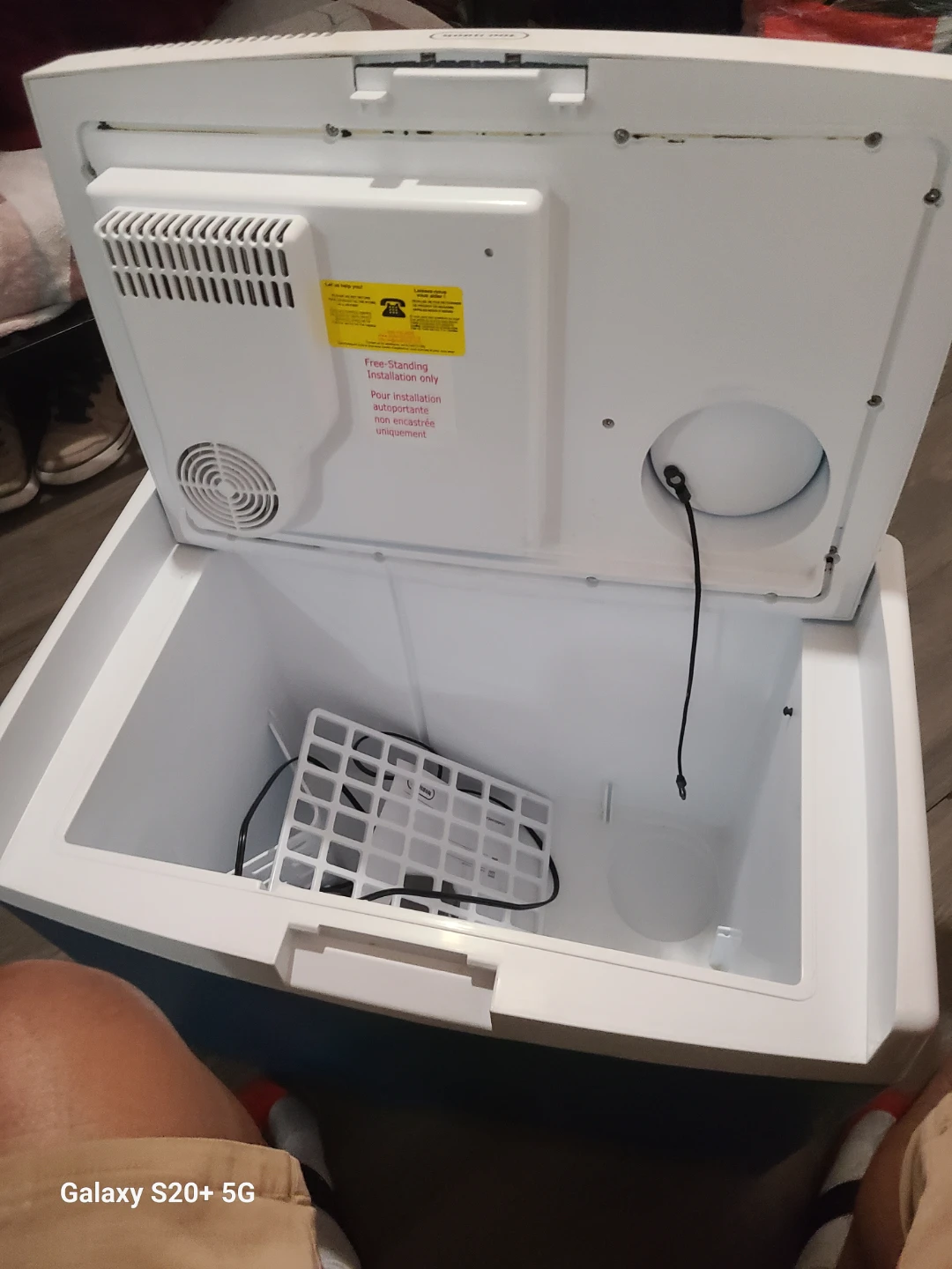 Mobicool Electric Cooler - photo 4