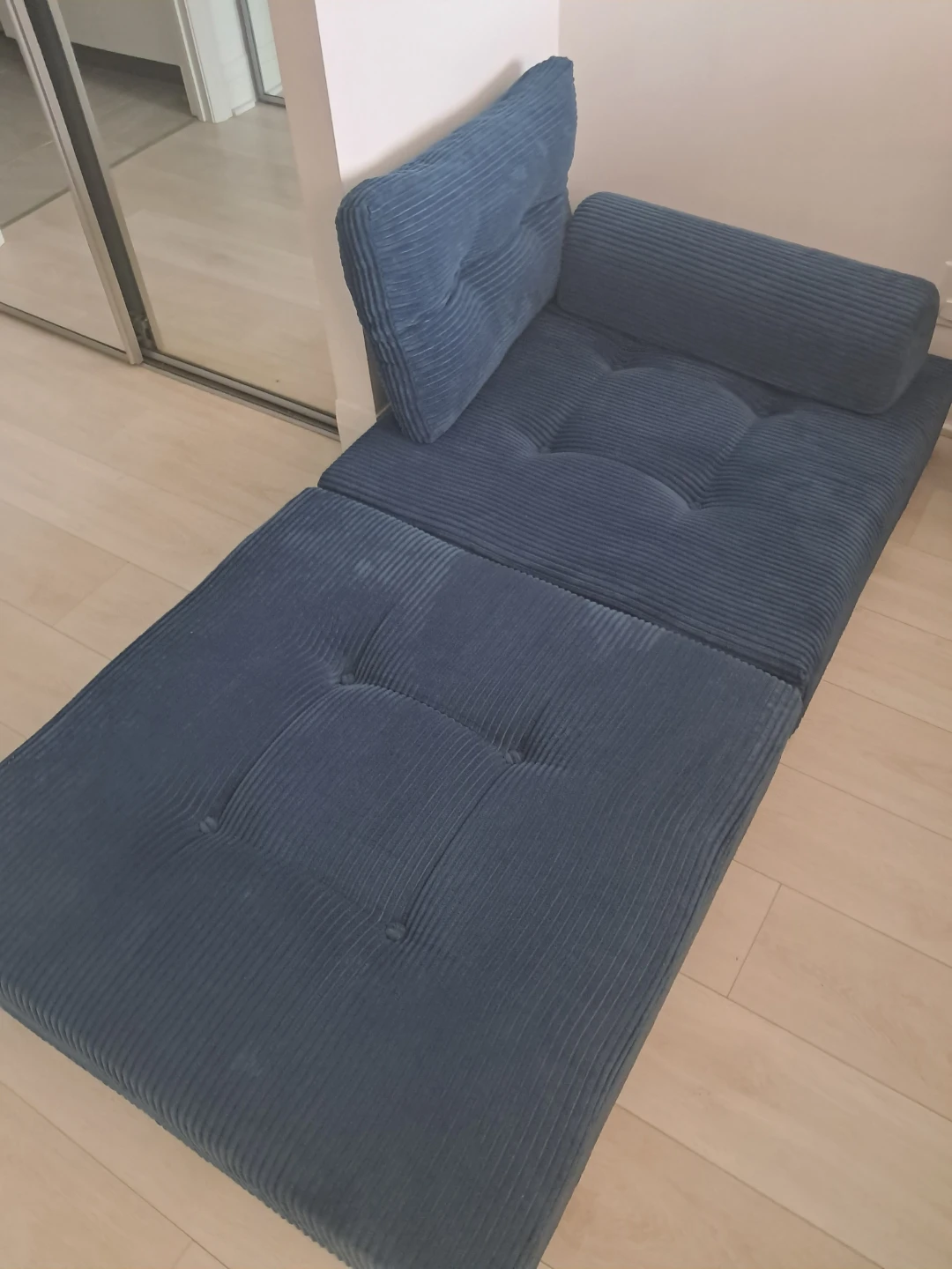 Convertible sofa - photo 2