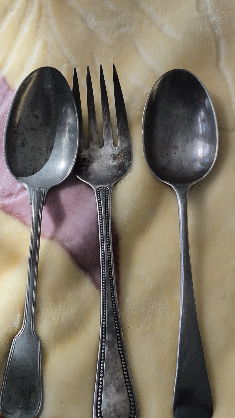 Vintage Silverware Set: 2 Spoons and 1 Fork