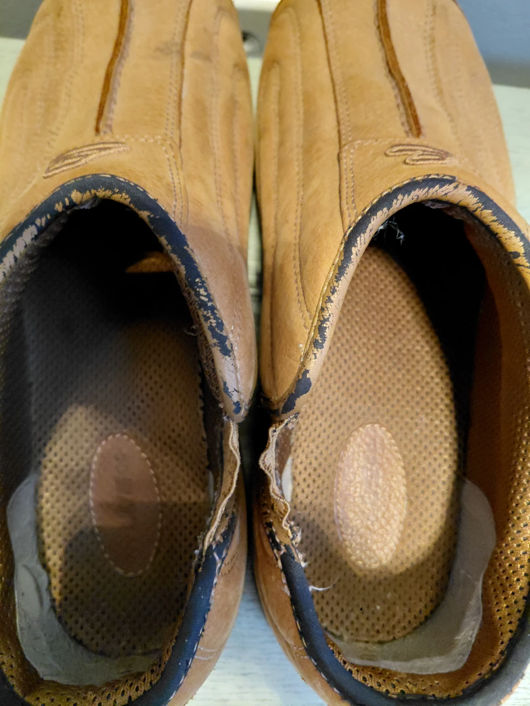 Noel Tan Leather Slip-On Lugs - photo 4