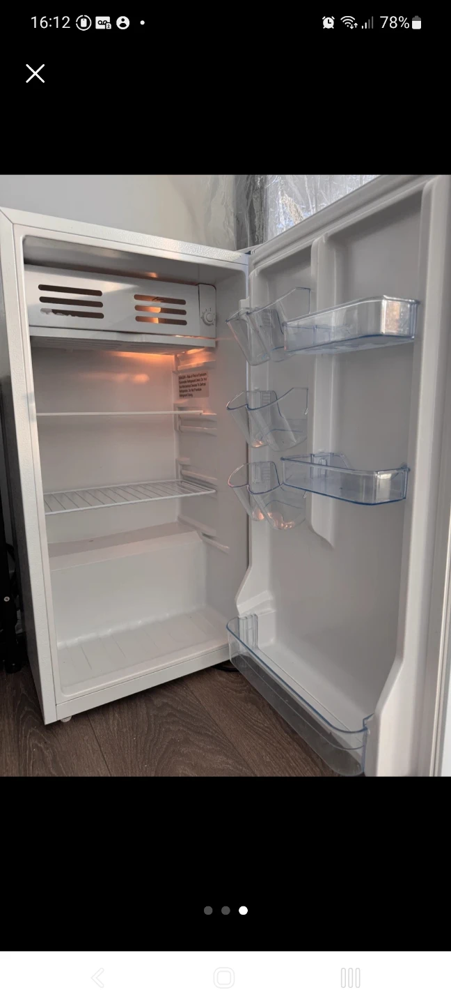 Koolatron Compact Refrigerator (Moving out Sale)