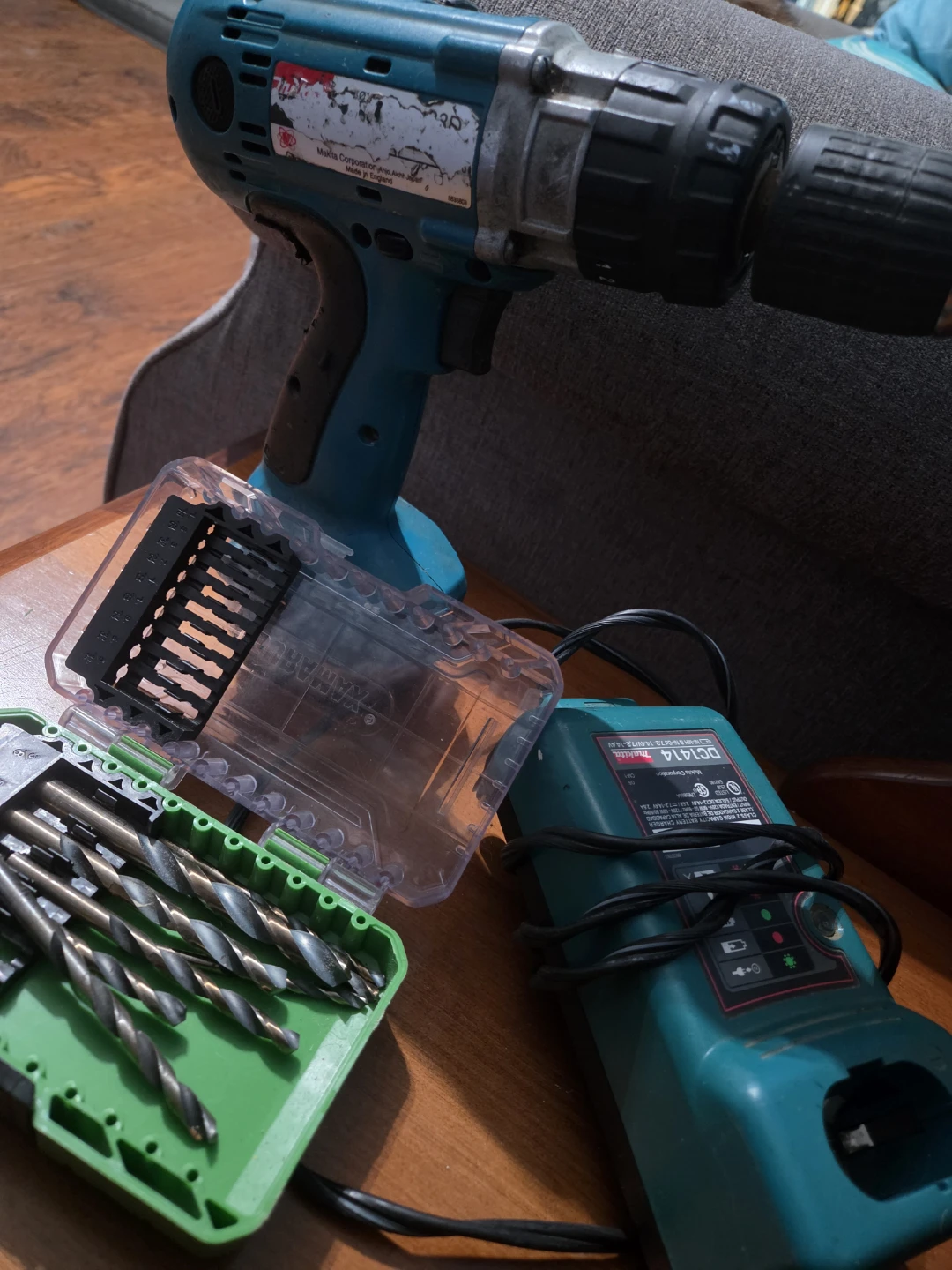 Makita Drill with Charger and Drill Bits - photo 3