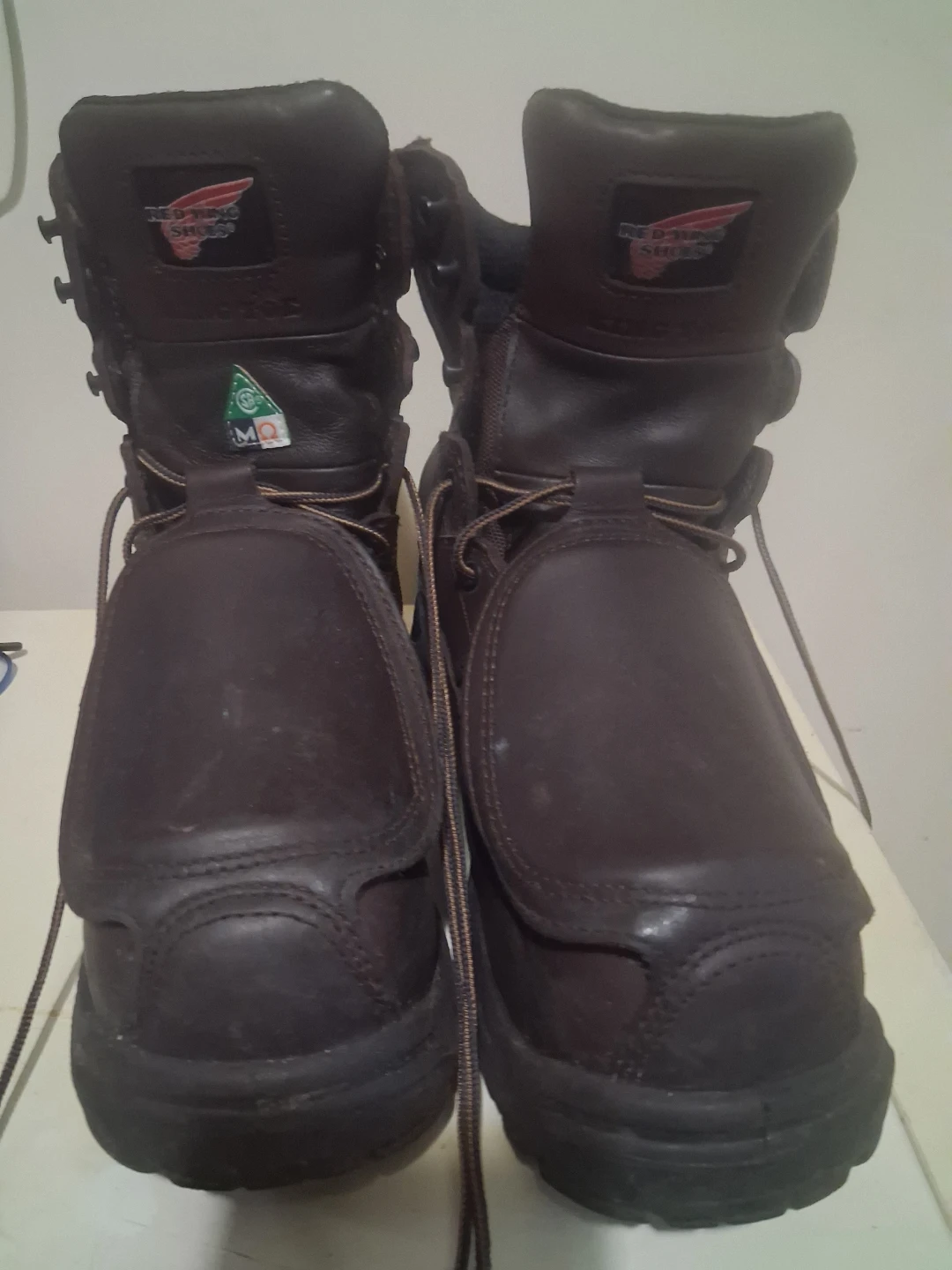 LIKE  NEW REDWING KING TOE 3530 SZ 9.5 AN SZ 11