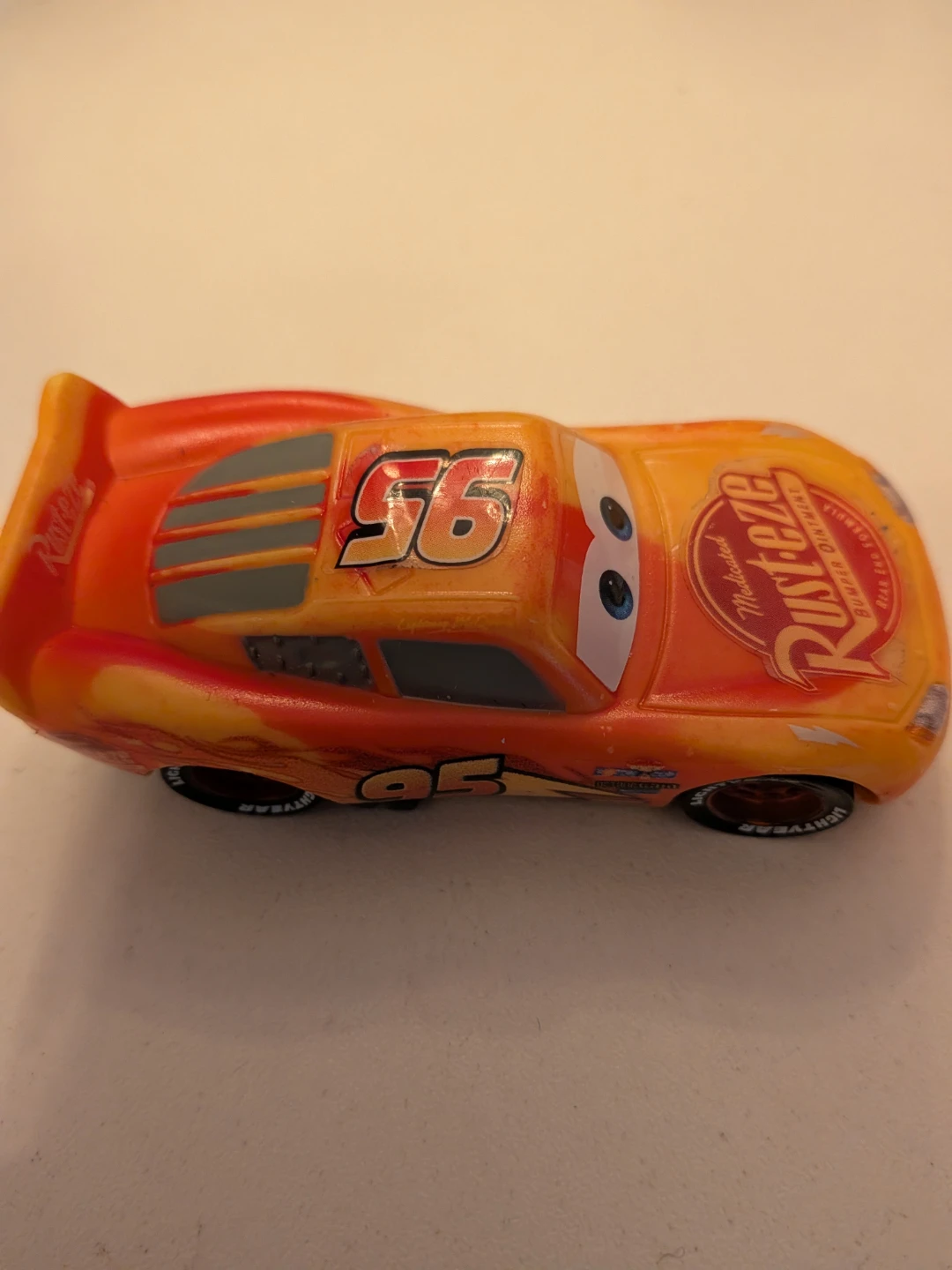 Disney Pixar Cars Lightning McQueen Toy Car - photo 3