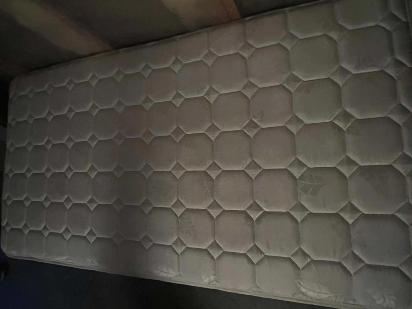 Twin mattress with box/free delivery - photo 4