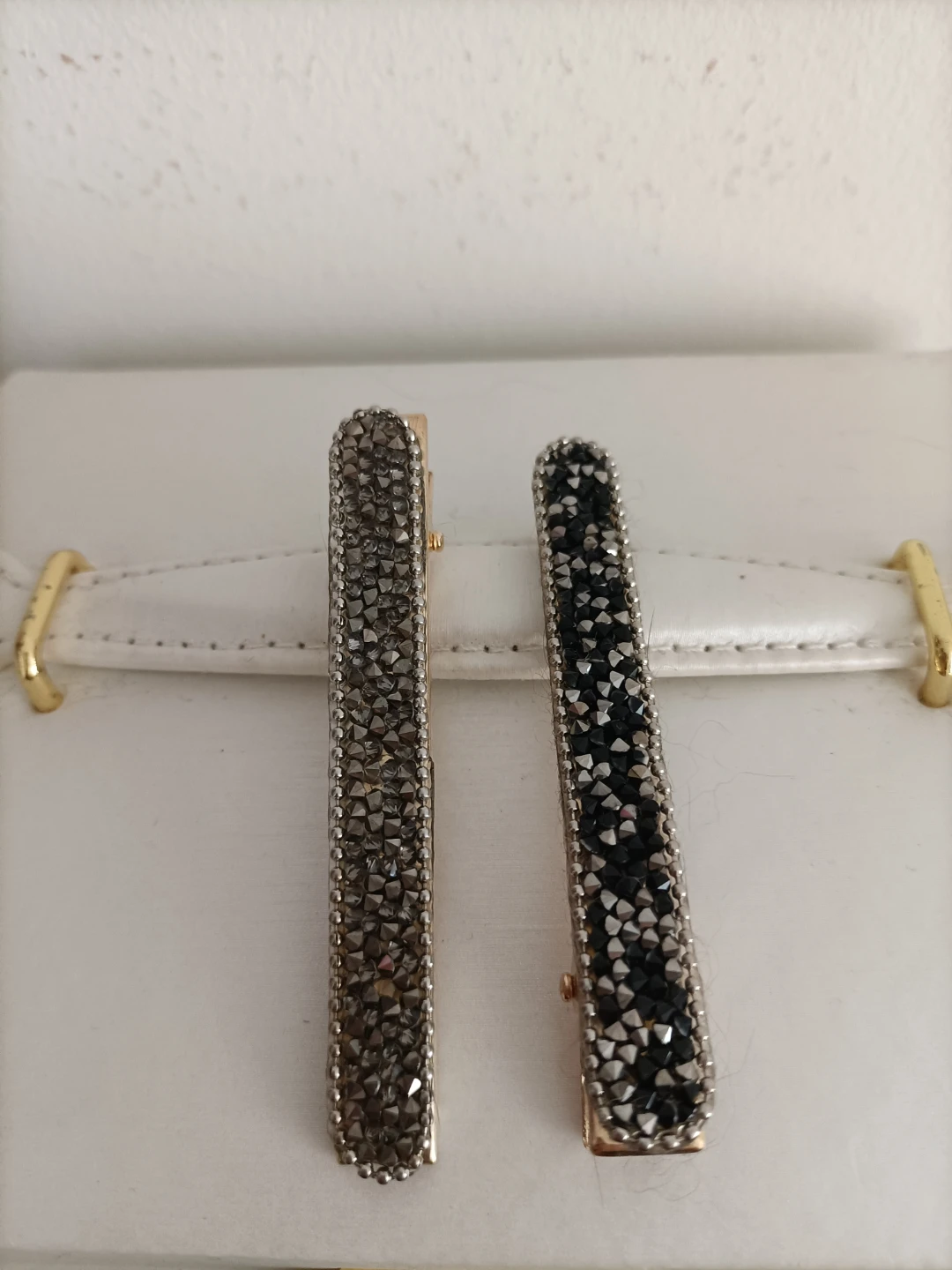 Two Rhinestone Hair Clips 🏈