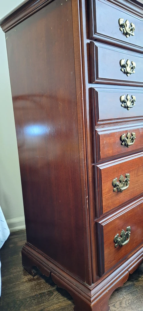 American Drew Tall wooden dresser with six drawers - photo 4
