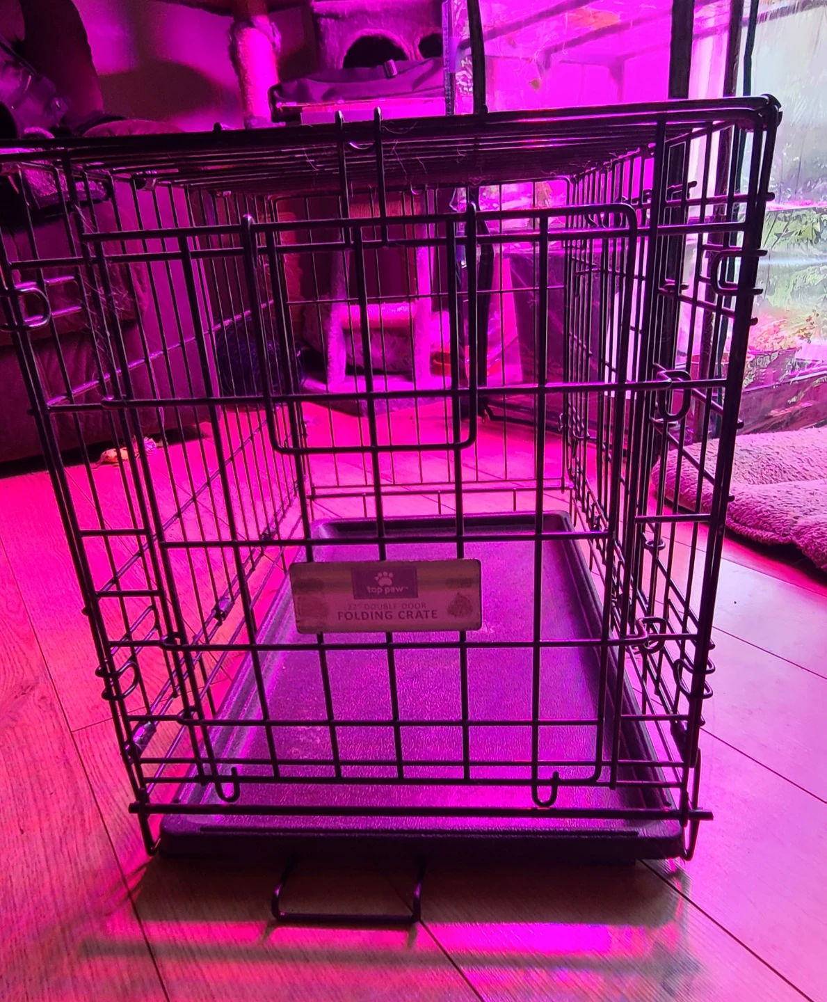 Top Paws brand 22" Metal pet crate - photo 4