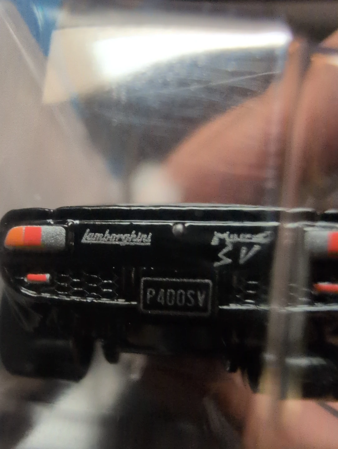 Hot Wheels '71 Lamborghini Miura SV – Brand New - photo 3