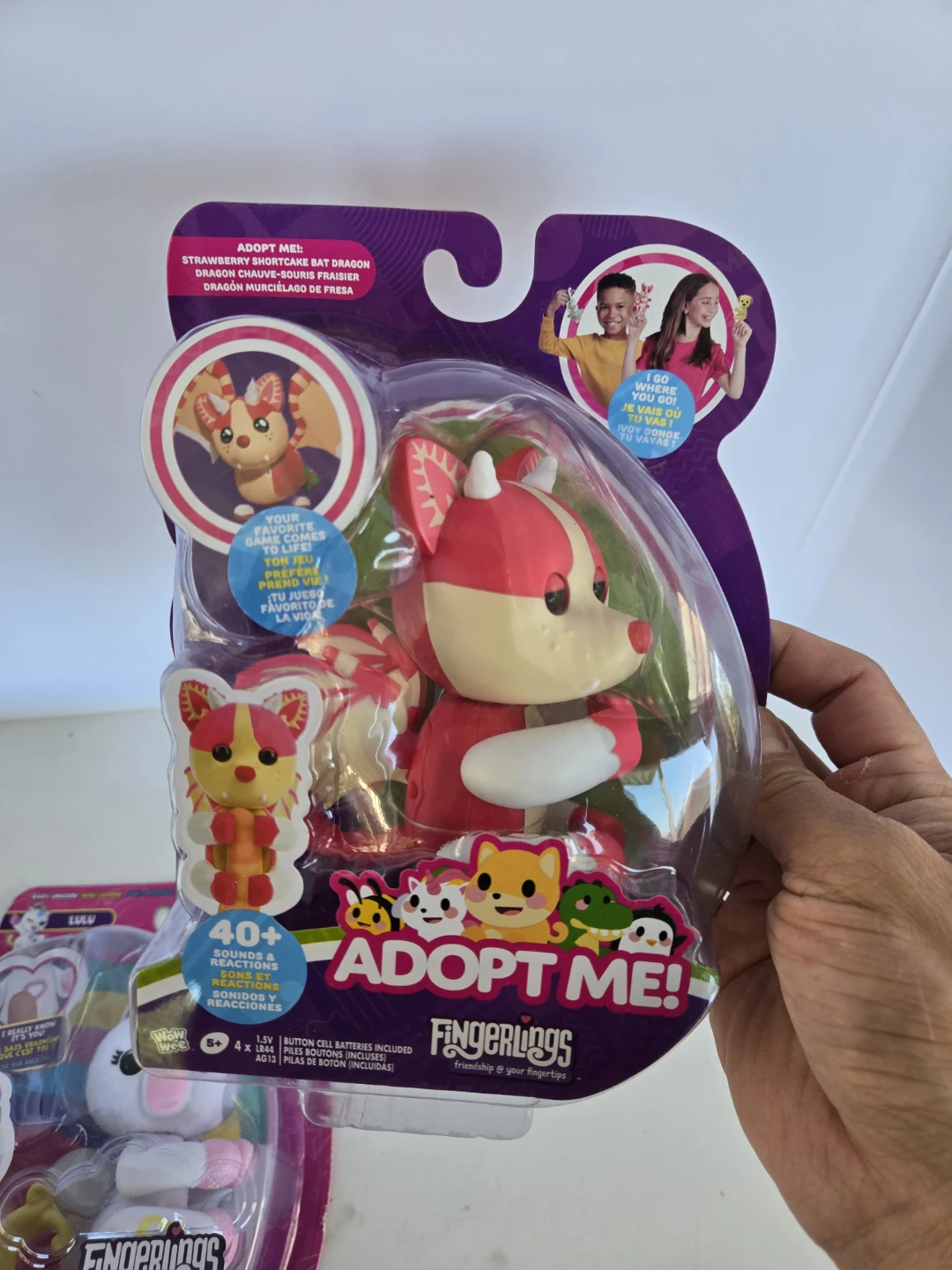 3 brand new fingerlings toys - photo 5