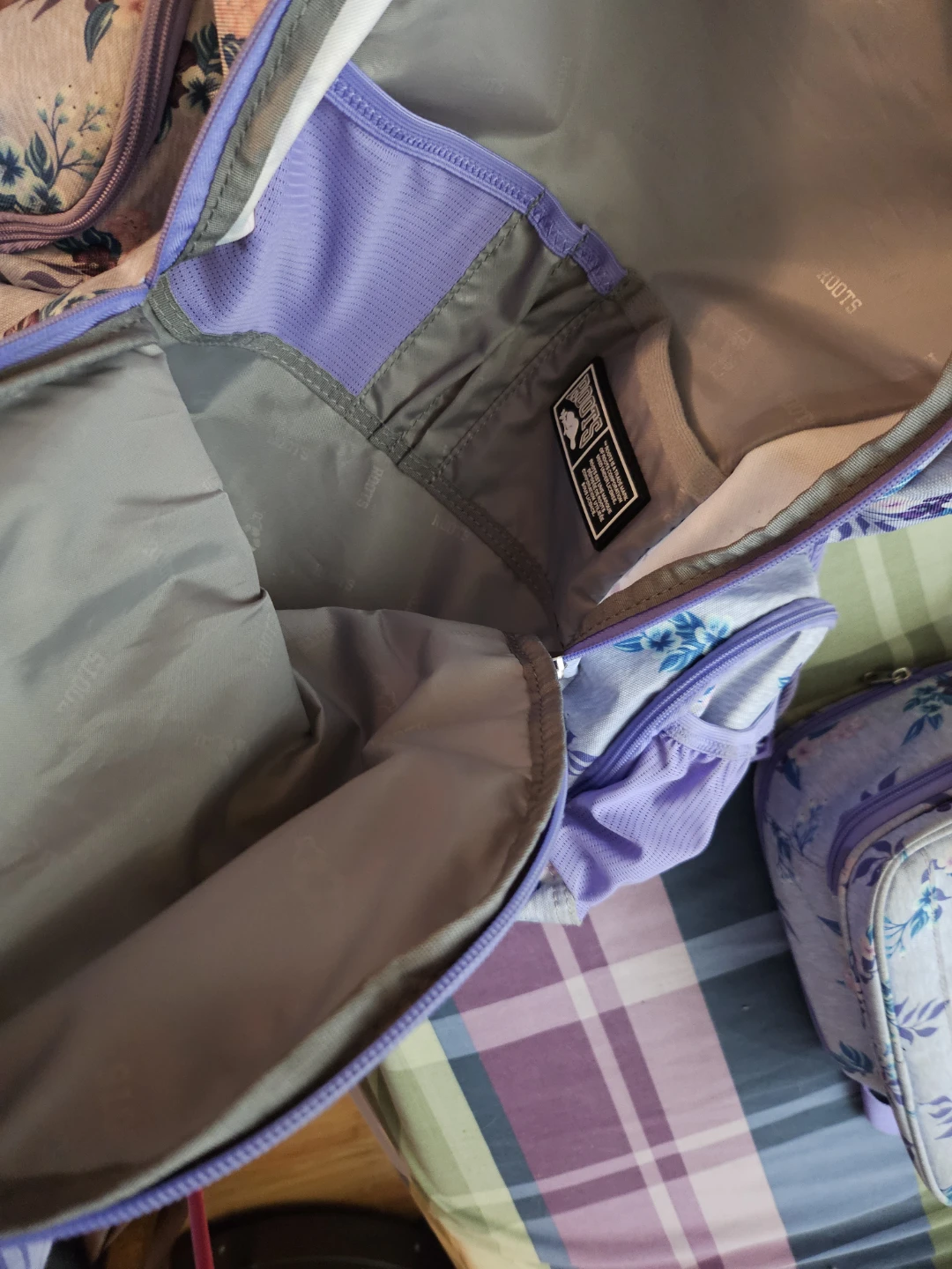 Buy Roots Floral Backpack  , get lunch bag  free - photo 5