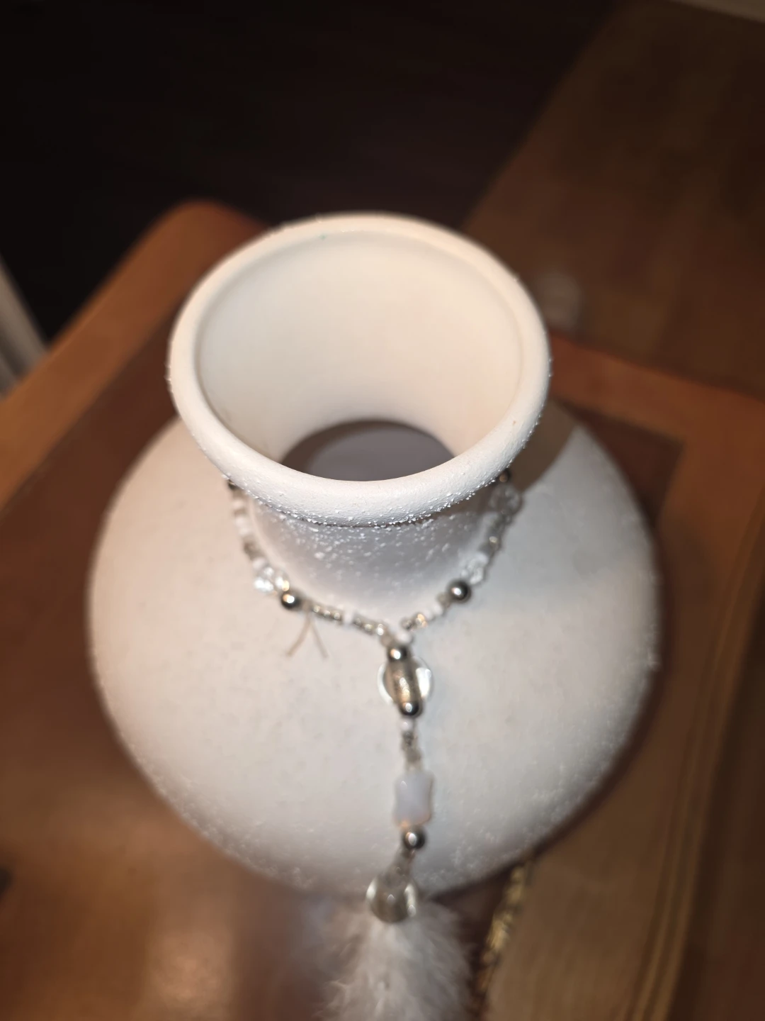 White textured vase with beaded decoration - photo 3