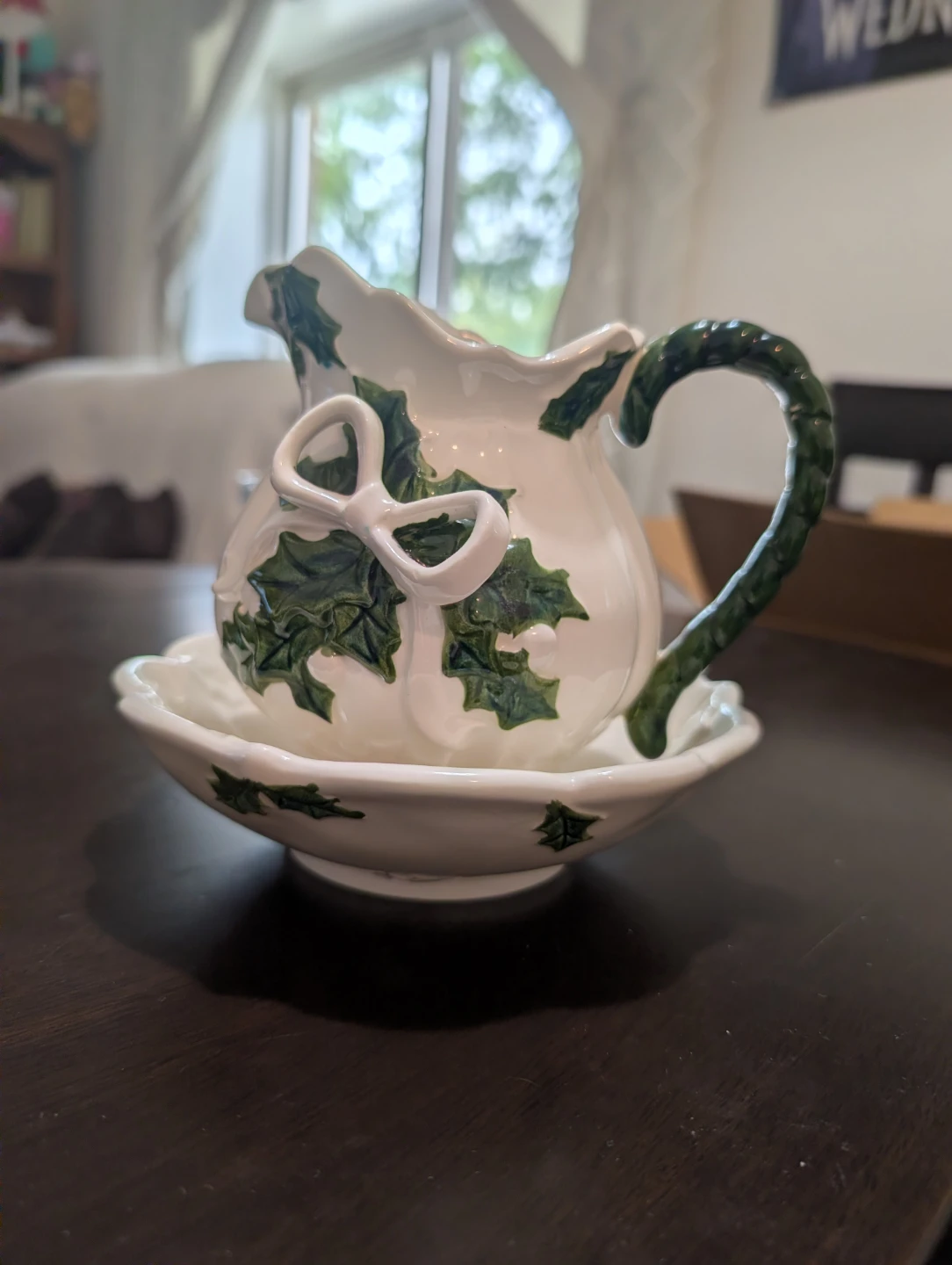 VINTAGE Holly Creamer and Tray Set