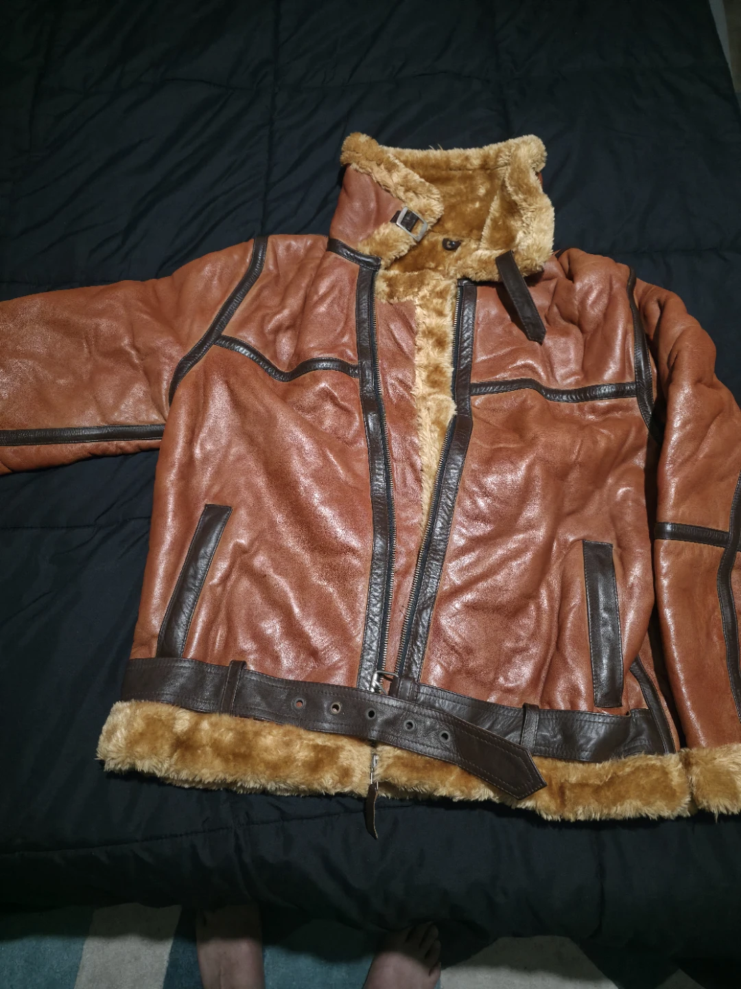 Men’s Premium Fur-Lined Genuine Leather Winter Jacket