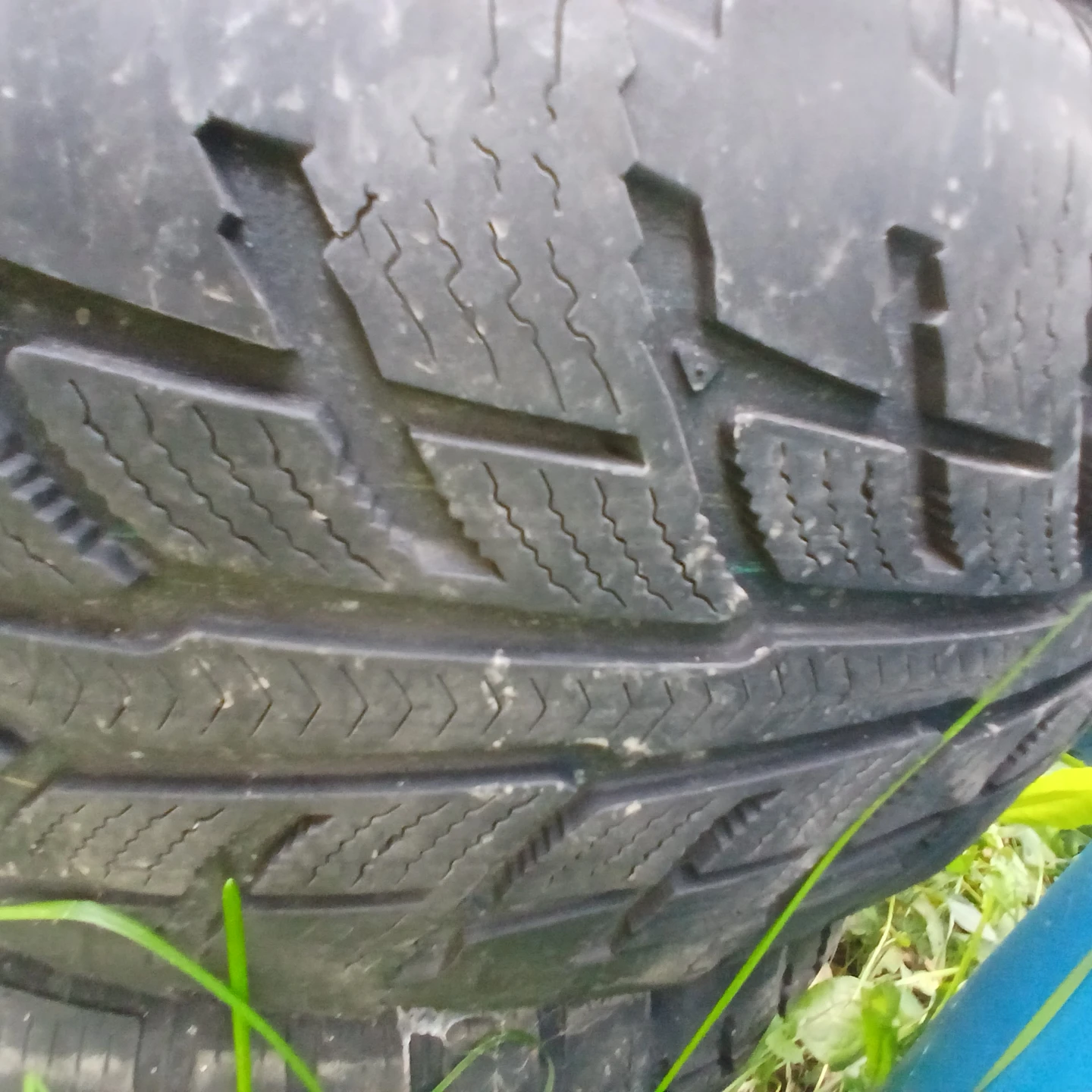 Set of 6 Mirage Winter Tires ... ASAP 1st come - photo 5