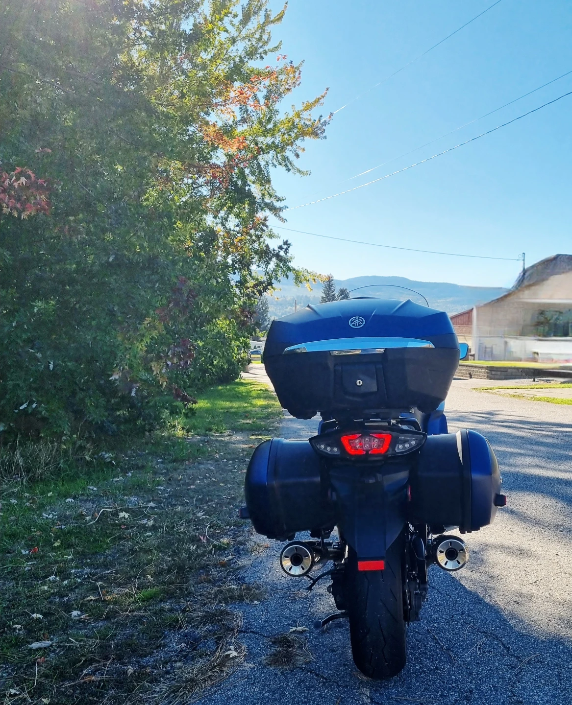 2018 Yamaha FJR 1300 ES Sport Touring - photo 4