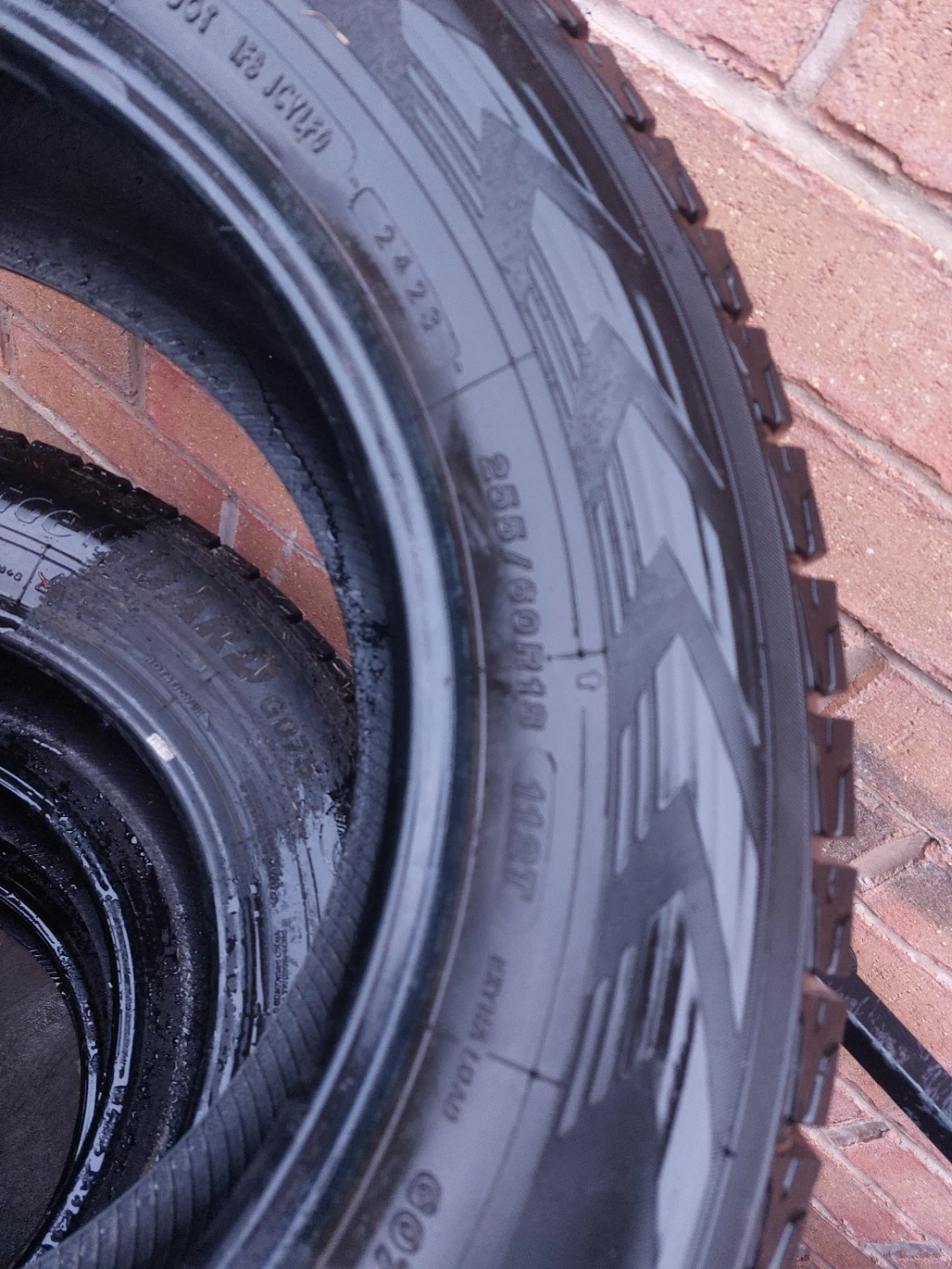 Yokohama 255/60R18 Winter Tires - photo 2