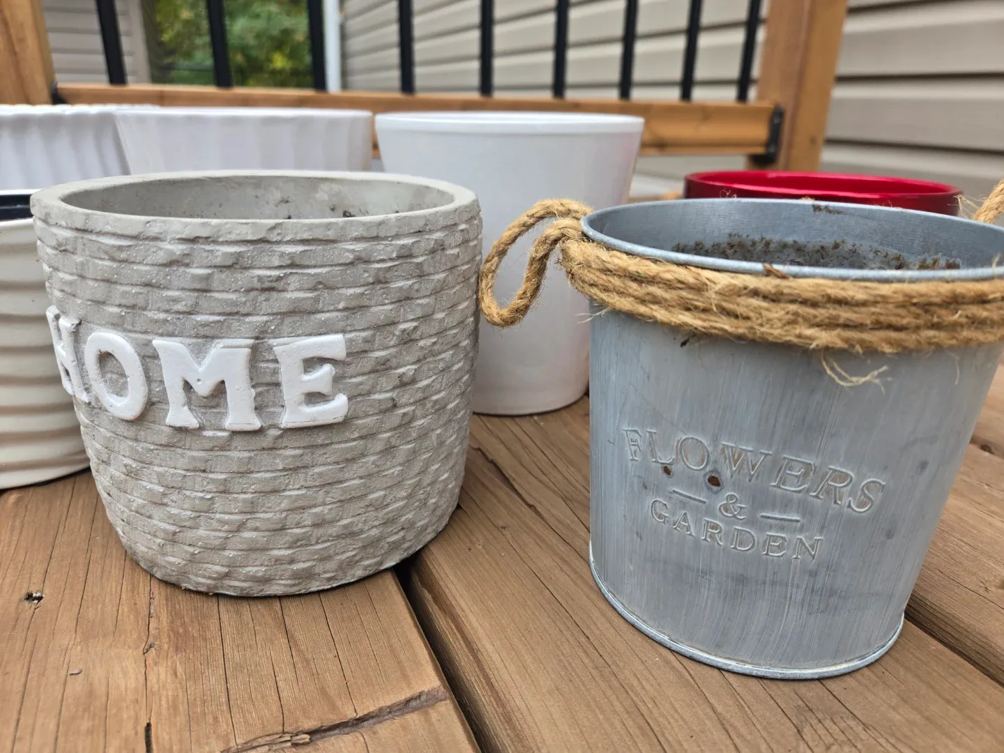 Variety of pots - photo 2