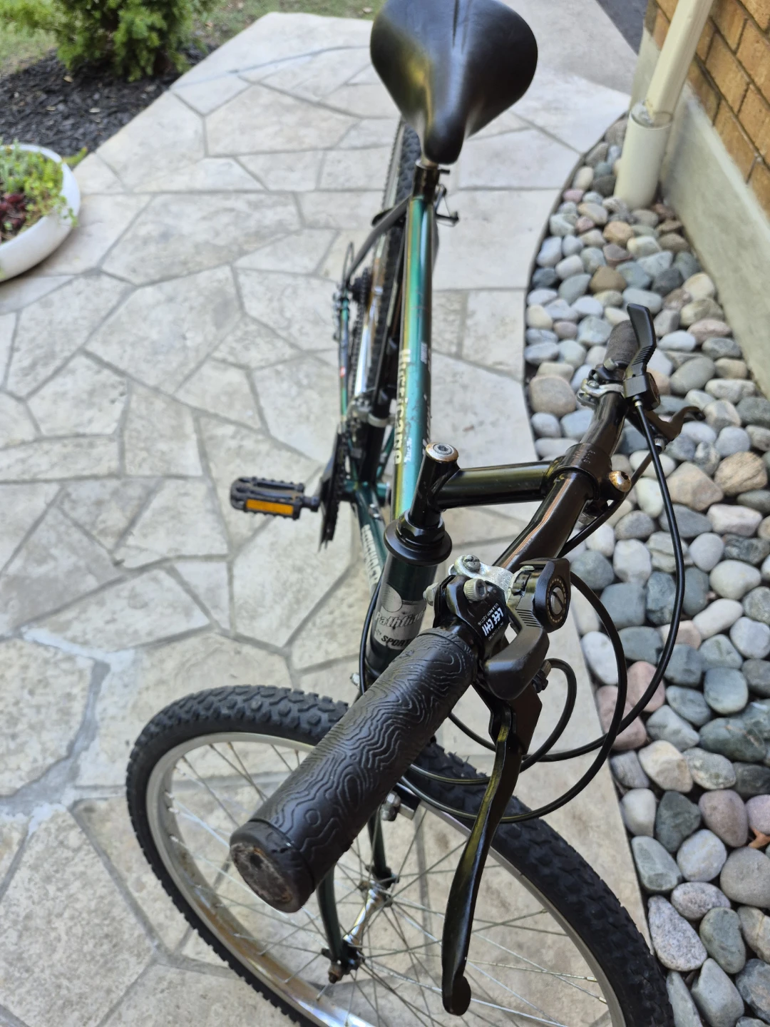 Pathfinder Hurricane Mountain Bike - photo 2