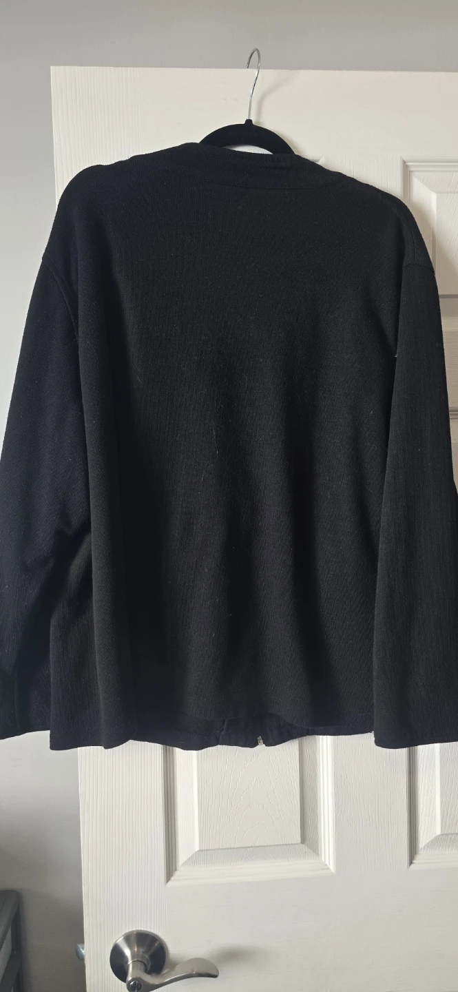 Black Full-Zip Jacket - photo 2