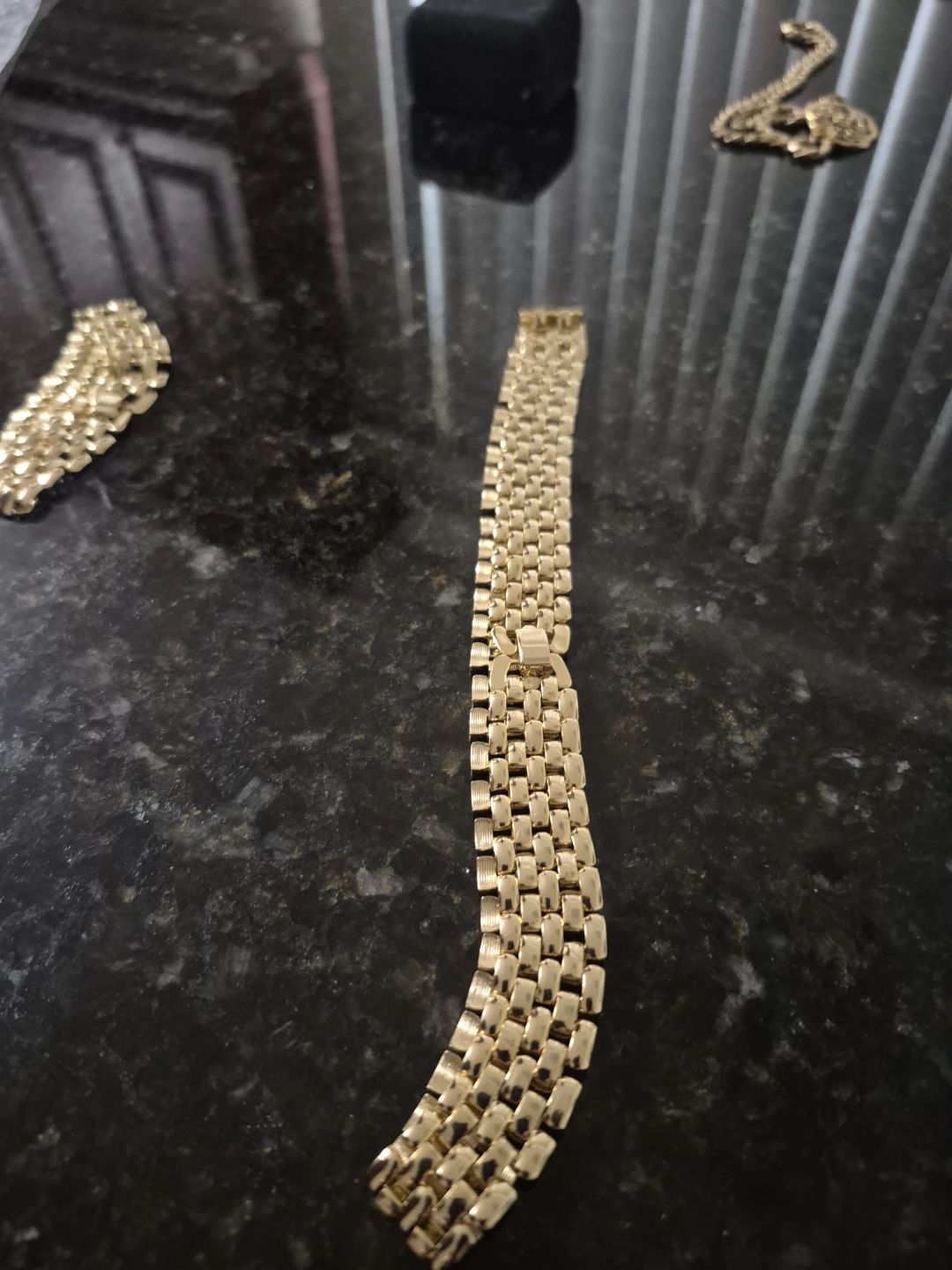 Gold-Tone Metal Link necklace