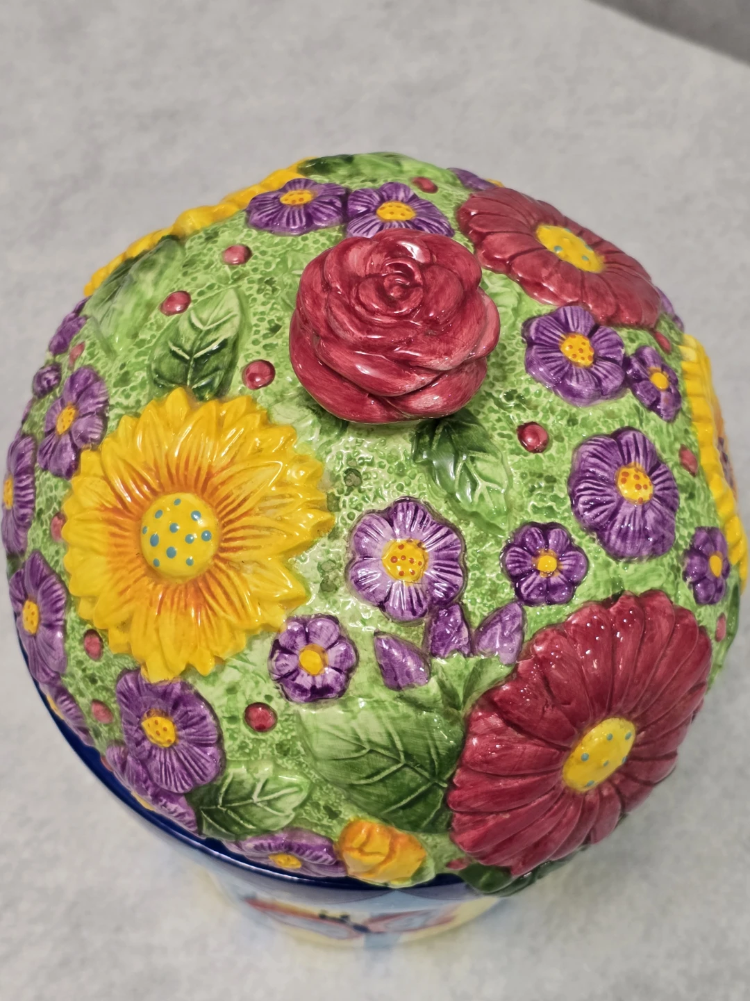 Vintage Cooks Club Flower Cookie canister Tulips Roses butterfly - photo 2