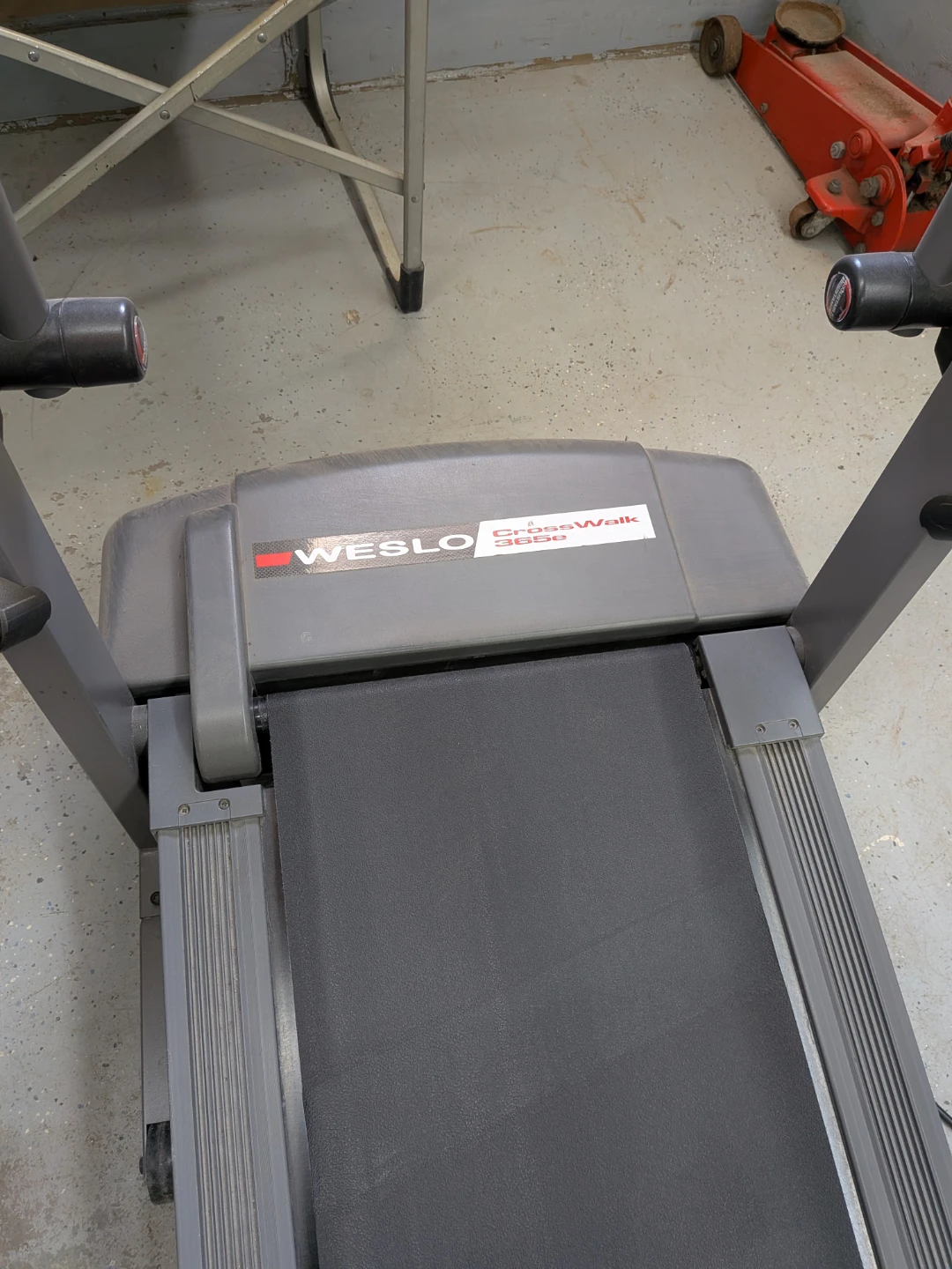 Weslo CrossWalk 365e Treadmill - photo 2