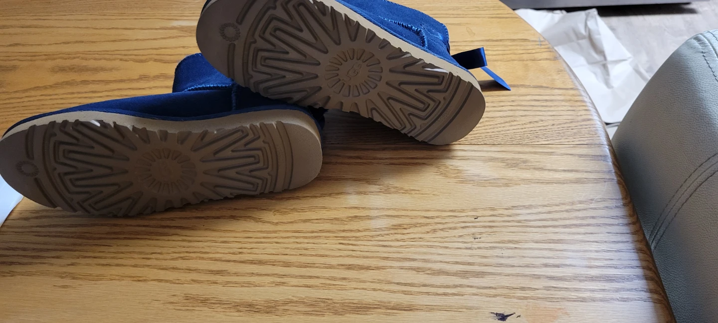 Brand new Blue UGG bailey bow Boots with Ribbon Detail sz 7 - photo 4