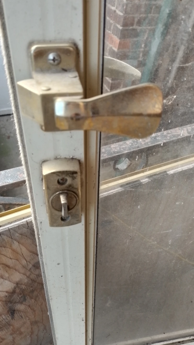White Aluminum Storm Door - photo 3