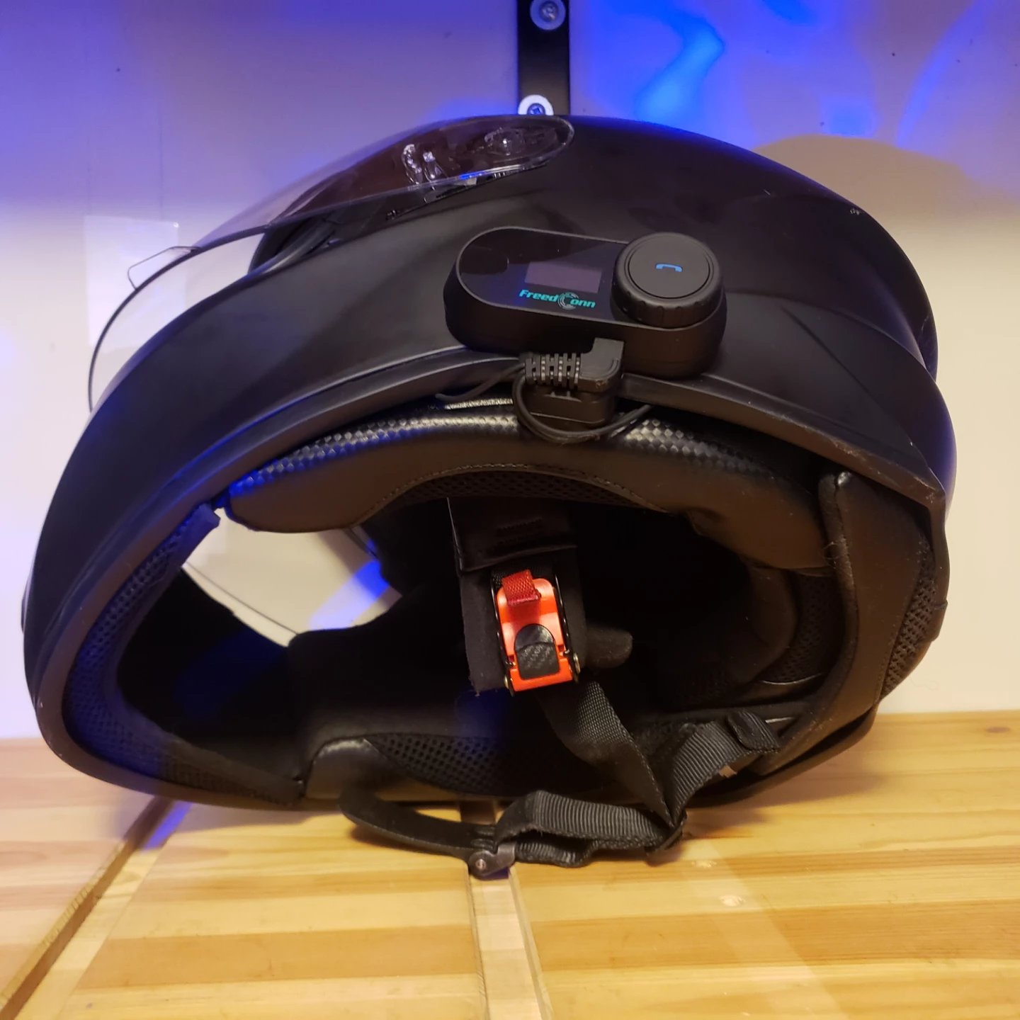 ILM Full Face Helmet + Bluetooth Speaker kit installed - photo 5