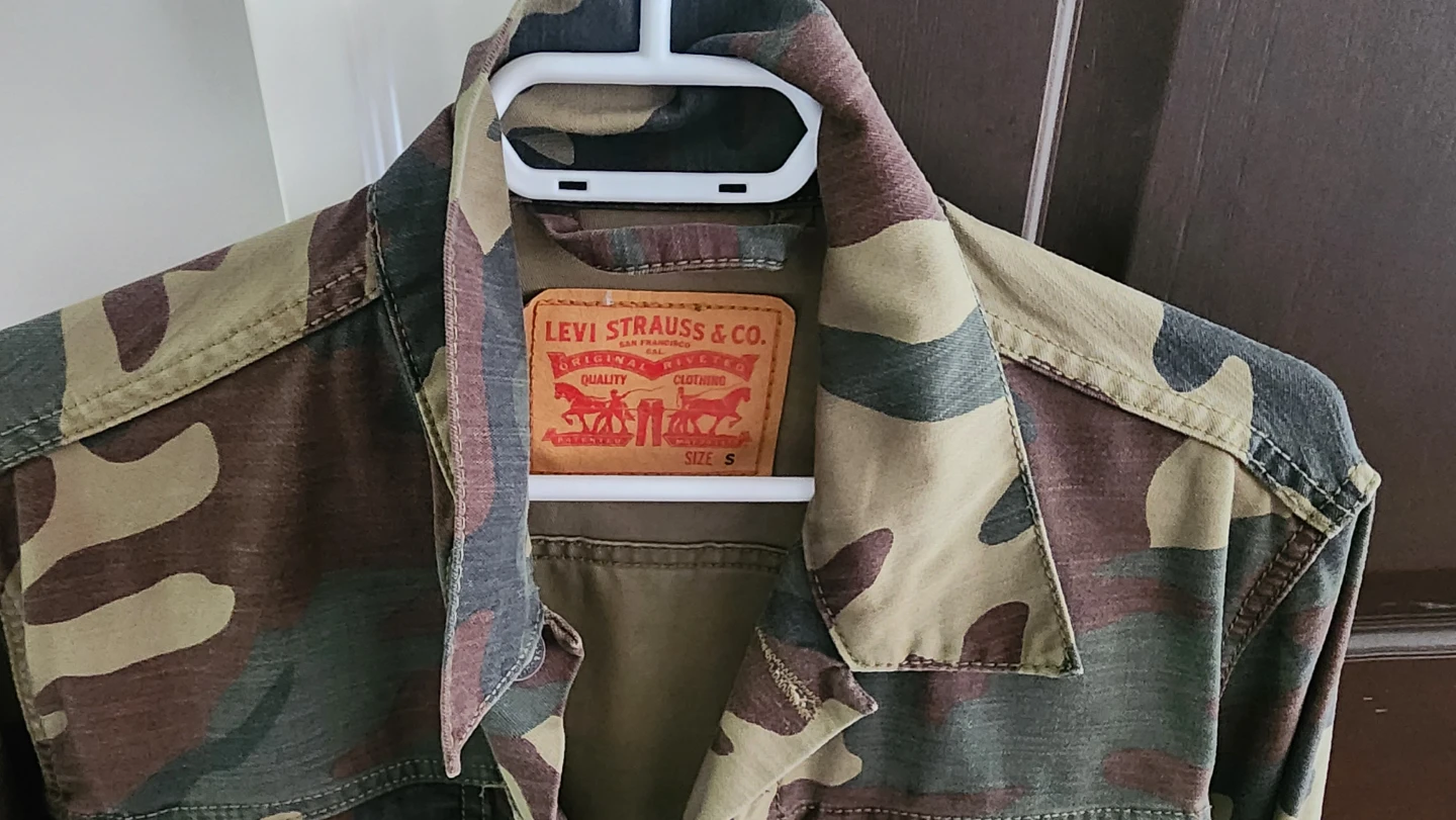 Levi's Camouflage Denim Jacket - photo 2