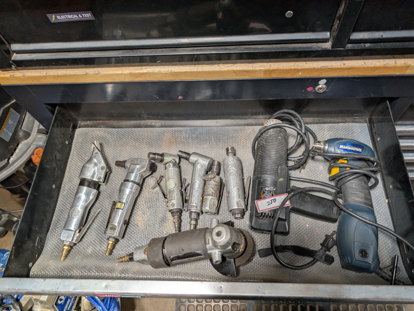 Husky 52 " roll cab and tools - photo 2