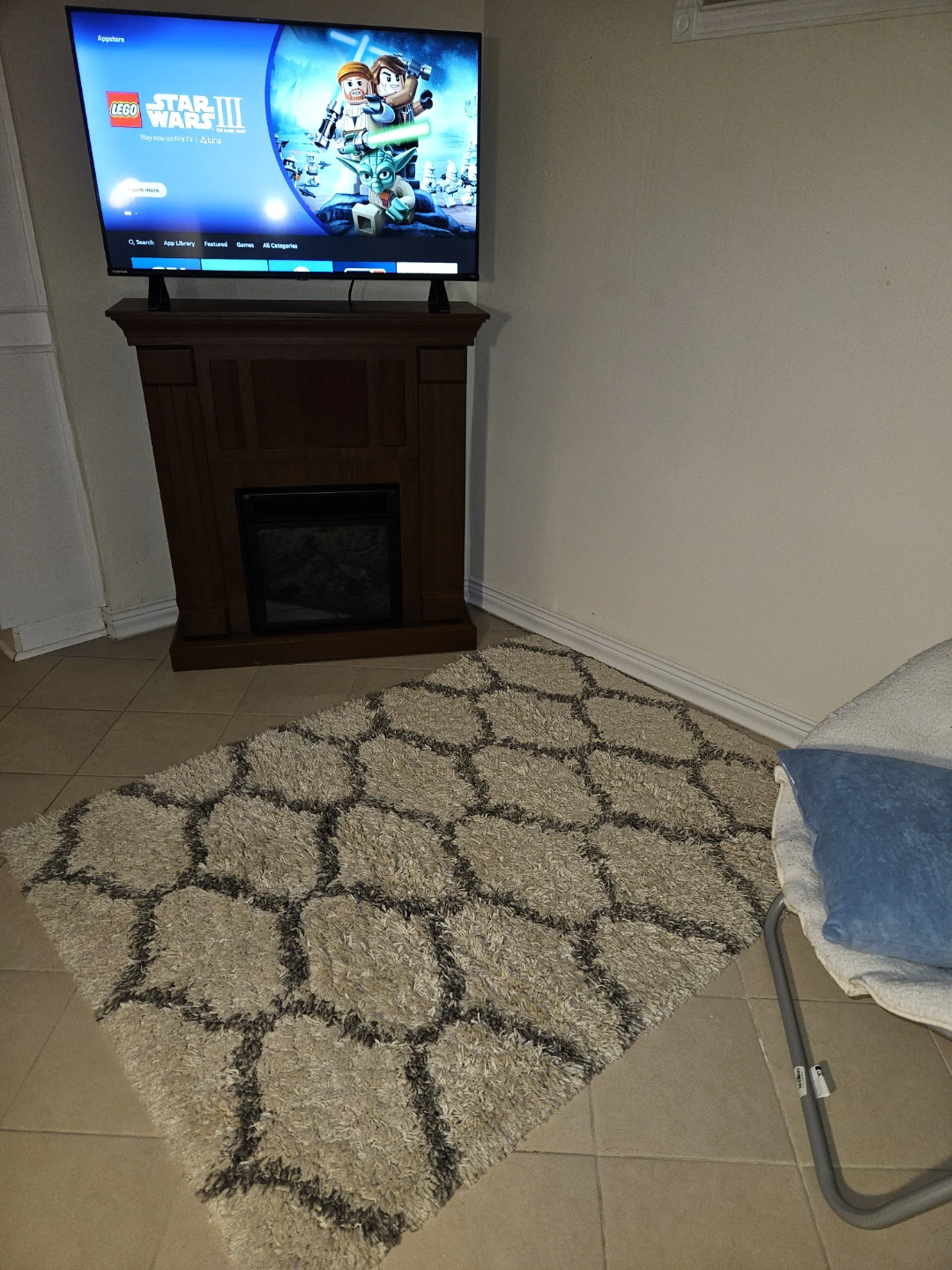 Amazon basics fluffy area rug 3x5 - photo 4