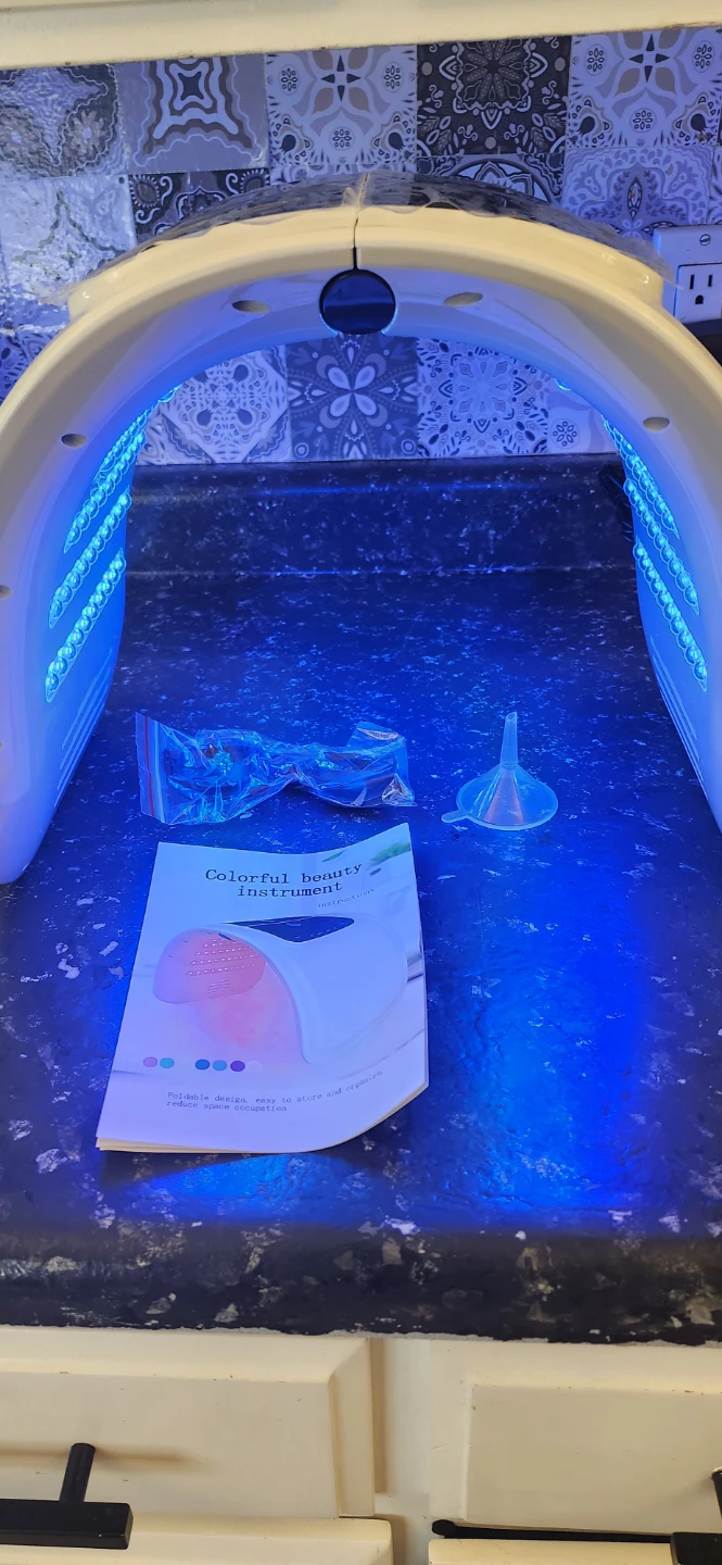 Folding Seven-Color Skin Rejuvenator Light - photo 2