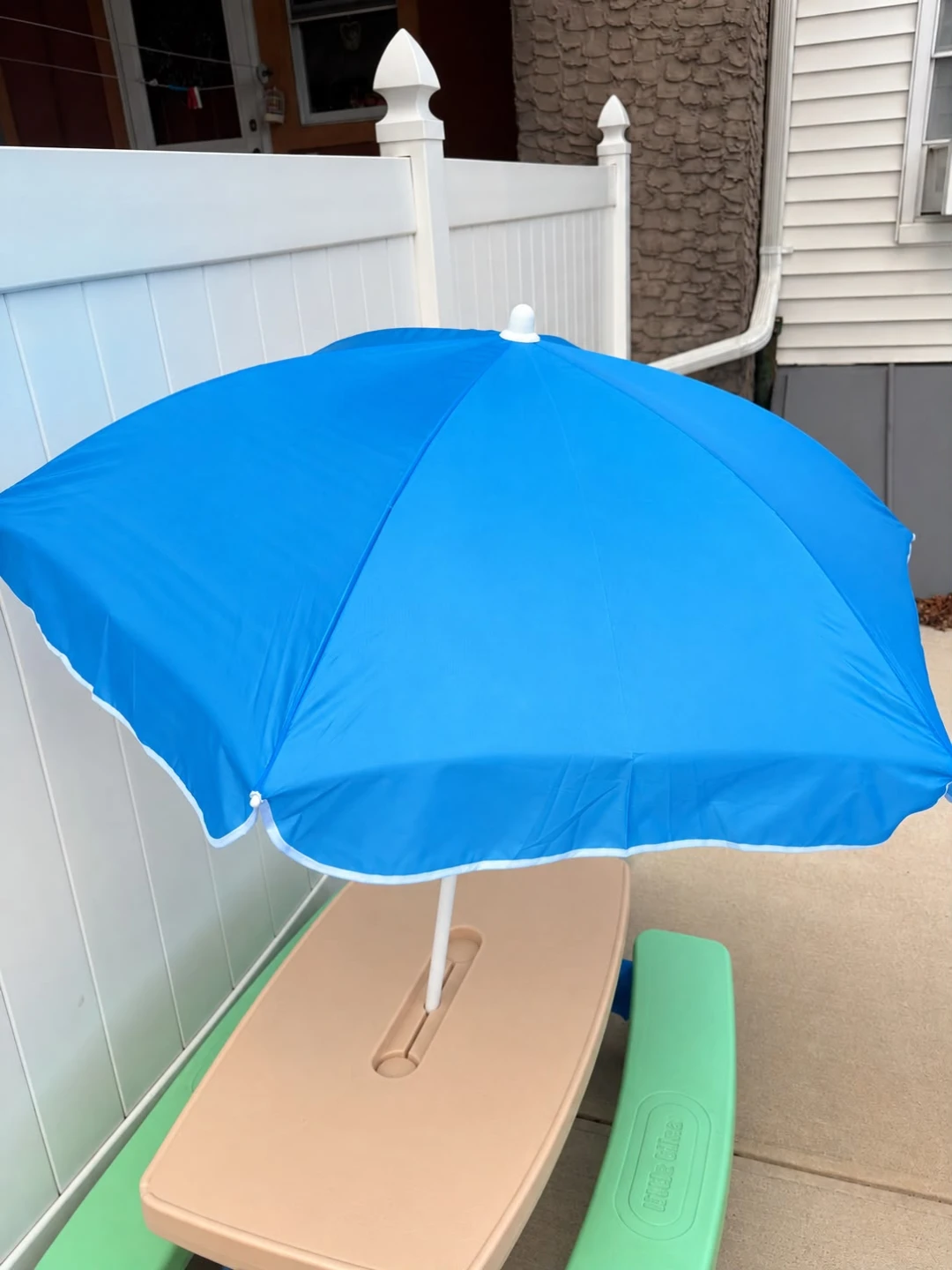 Little Tikes  Kids Picnic Table with Umbrella - photo 2