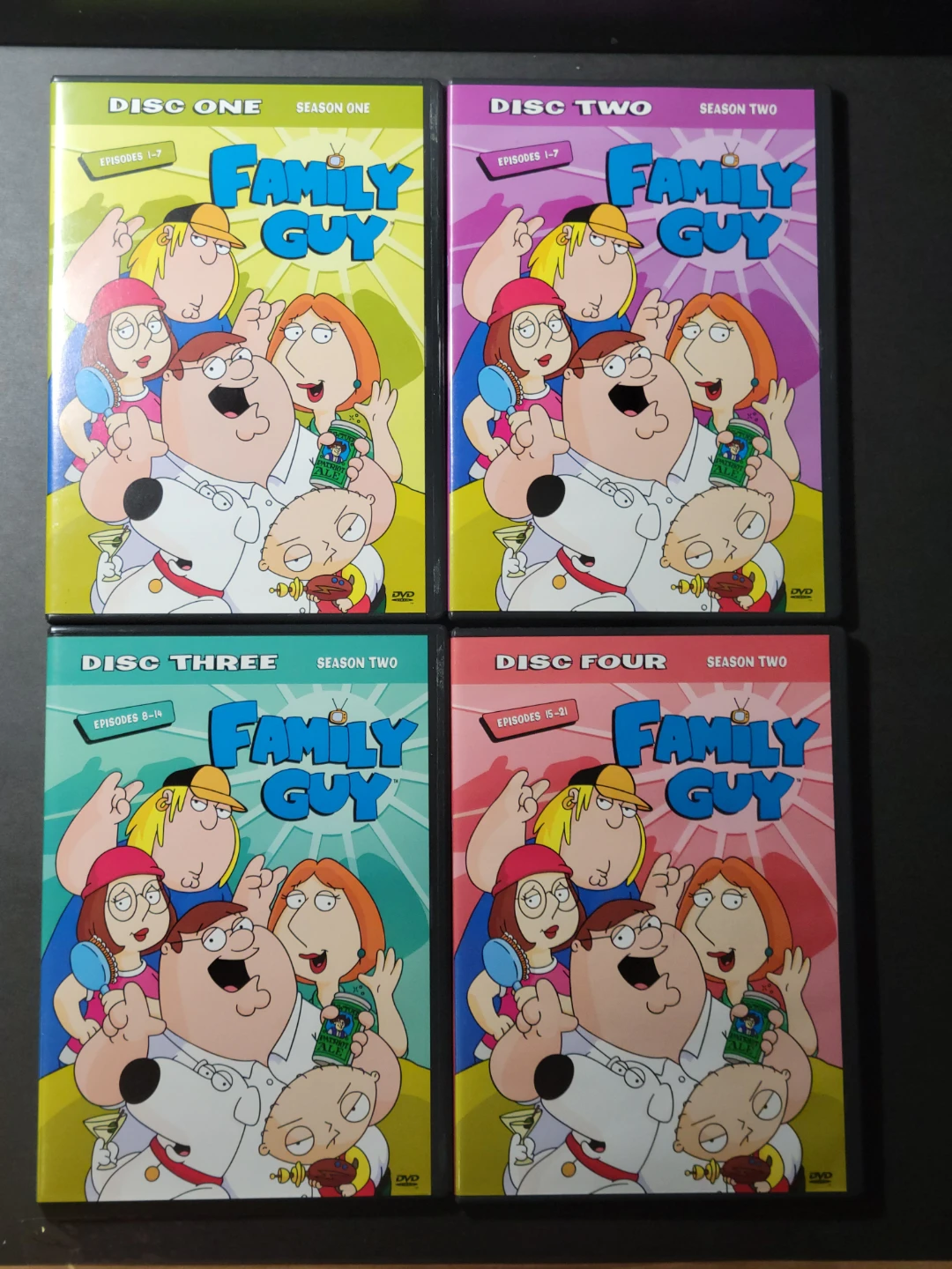 Family Guy DVD's - Season 1 & 2 / 4 Disc Set / All 28 episodes - photo 4