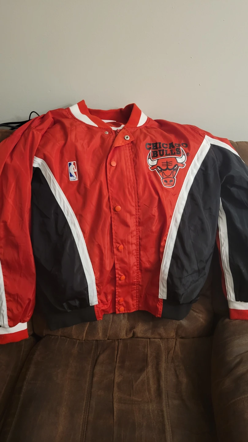 Chicago Bulls NBA Satin Jacket - photo 2