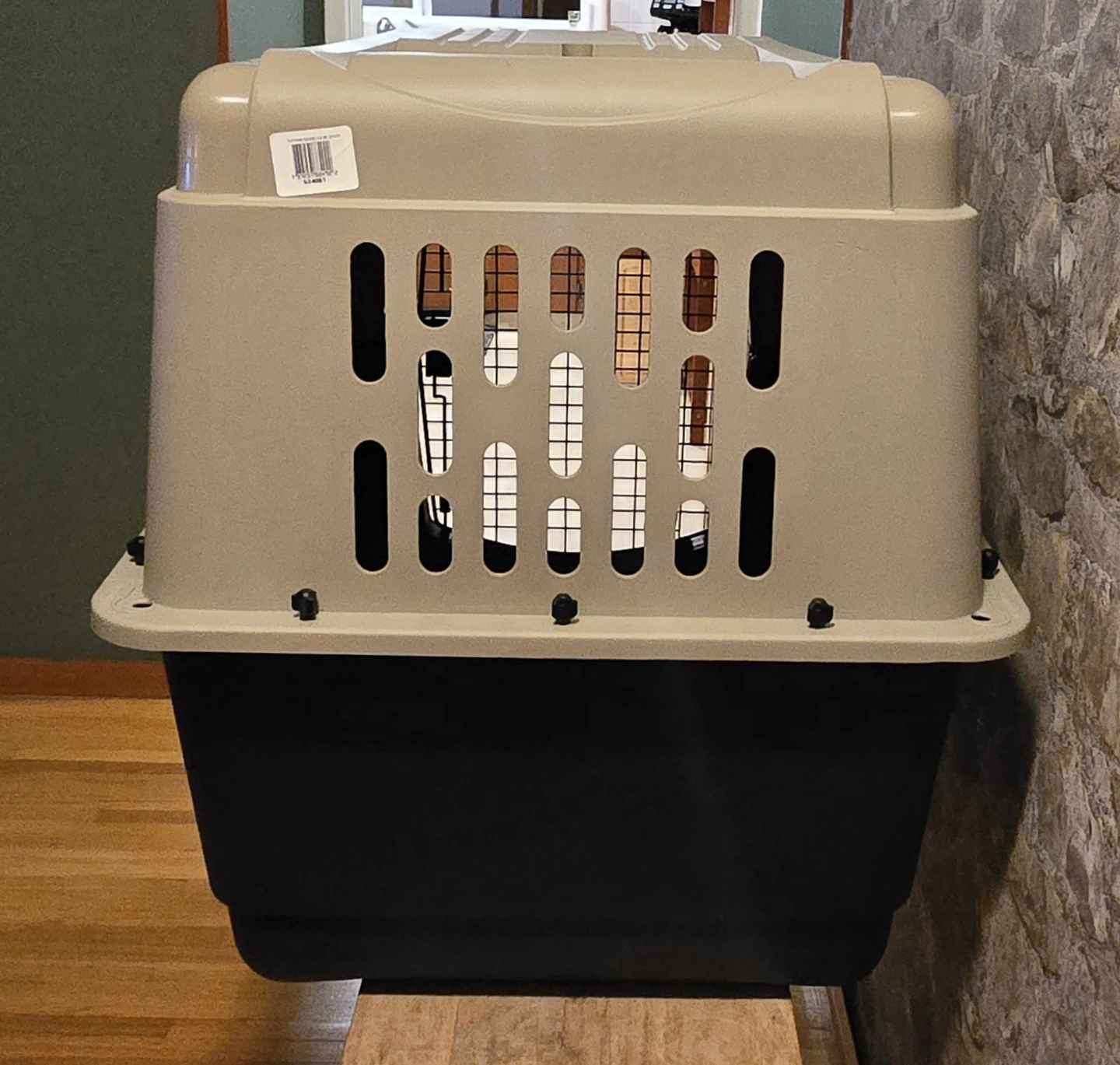 Dog Kennel (Top Paw 32') *Excellent Condition* - photo 3