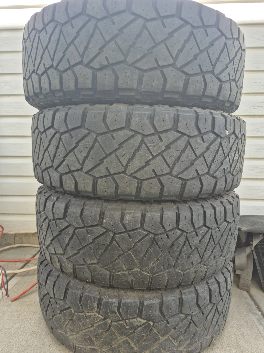 Lt285/70r18Set of 4 All-Terrain Tires - photo 4
