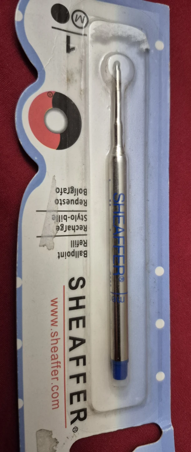 vintage Ballpoint Pen and 2 new  Refill one in pen - photo 3