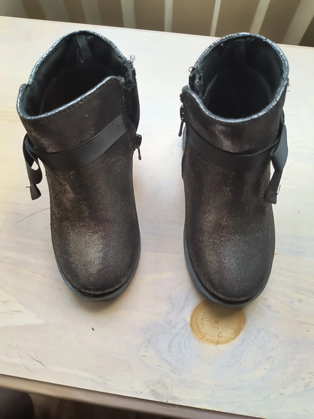Girls' Metallic Black Ankle Boots